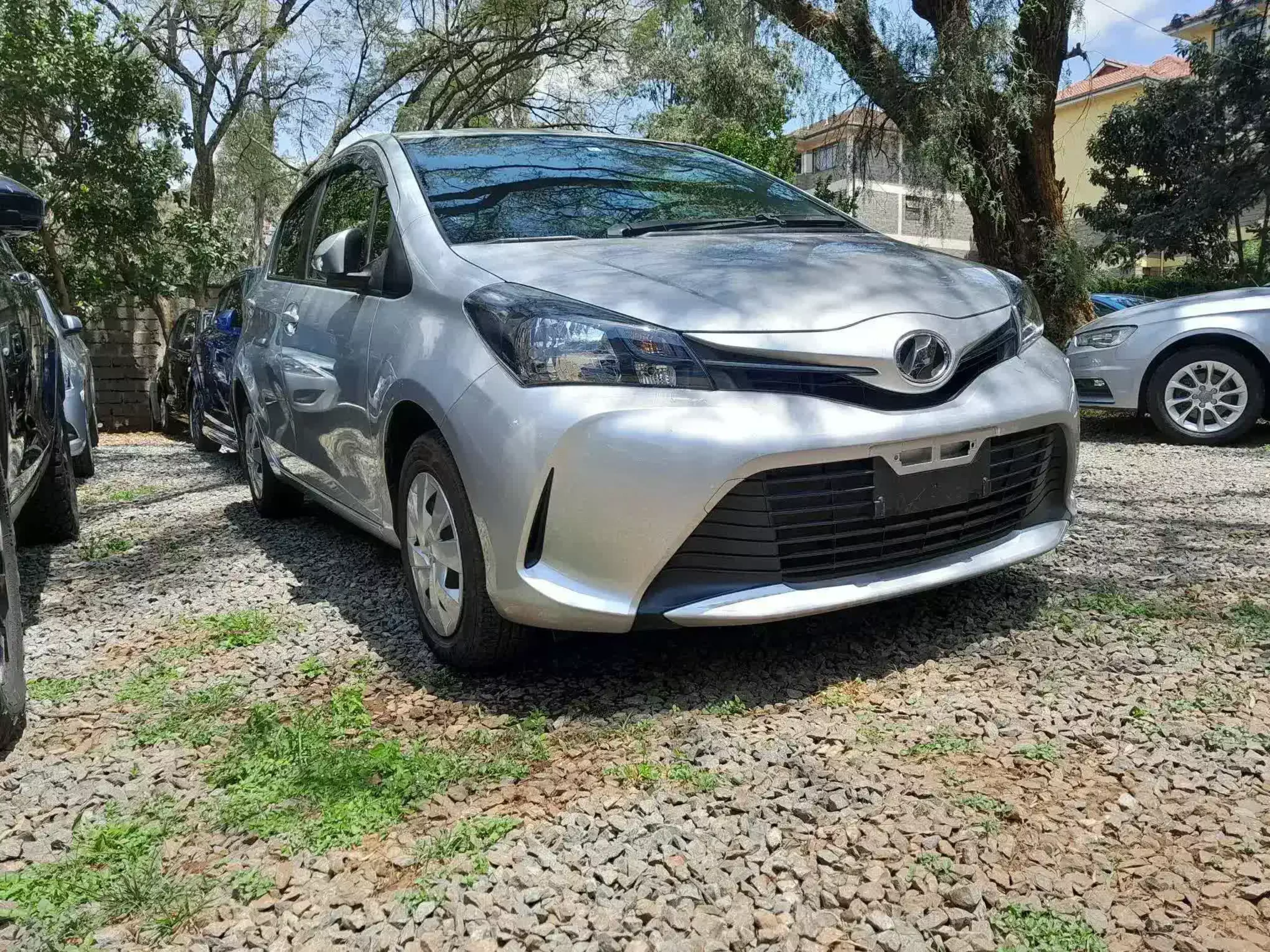 Toyota Vitz - 2015