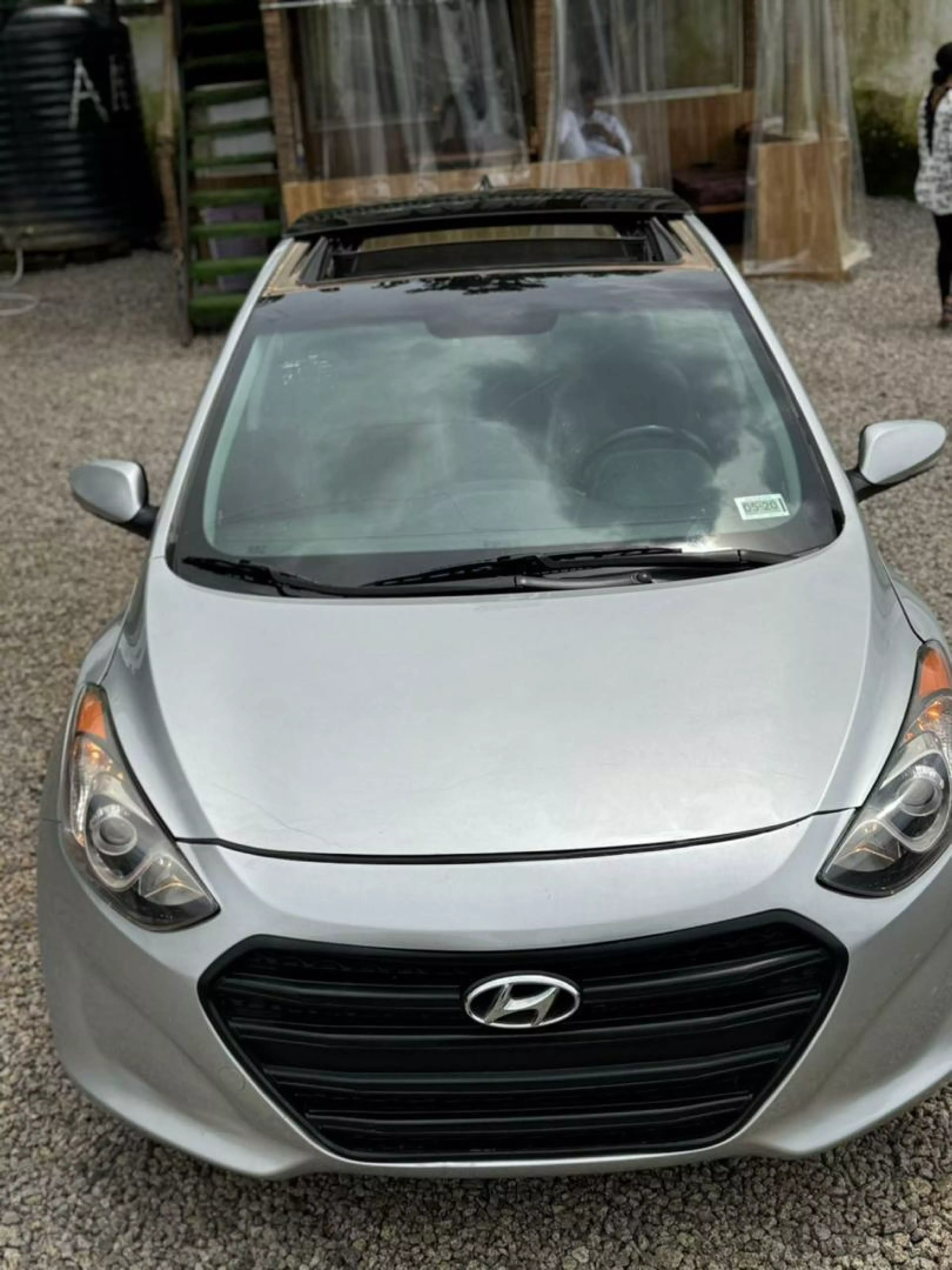 Hyundai Elantra - 2013
