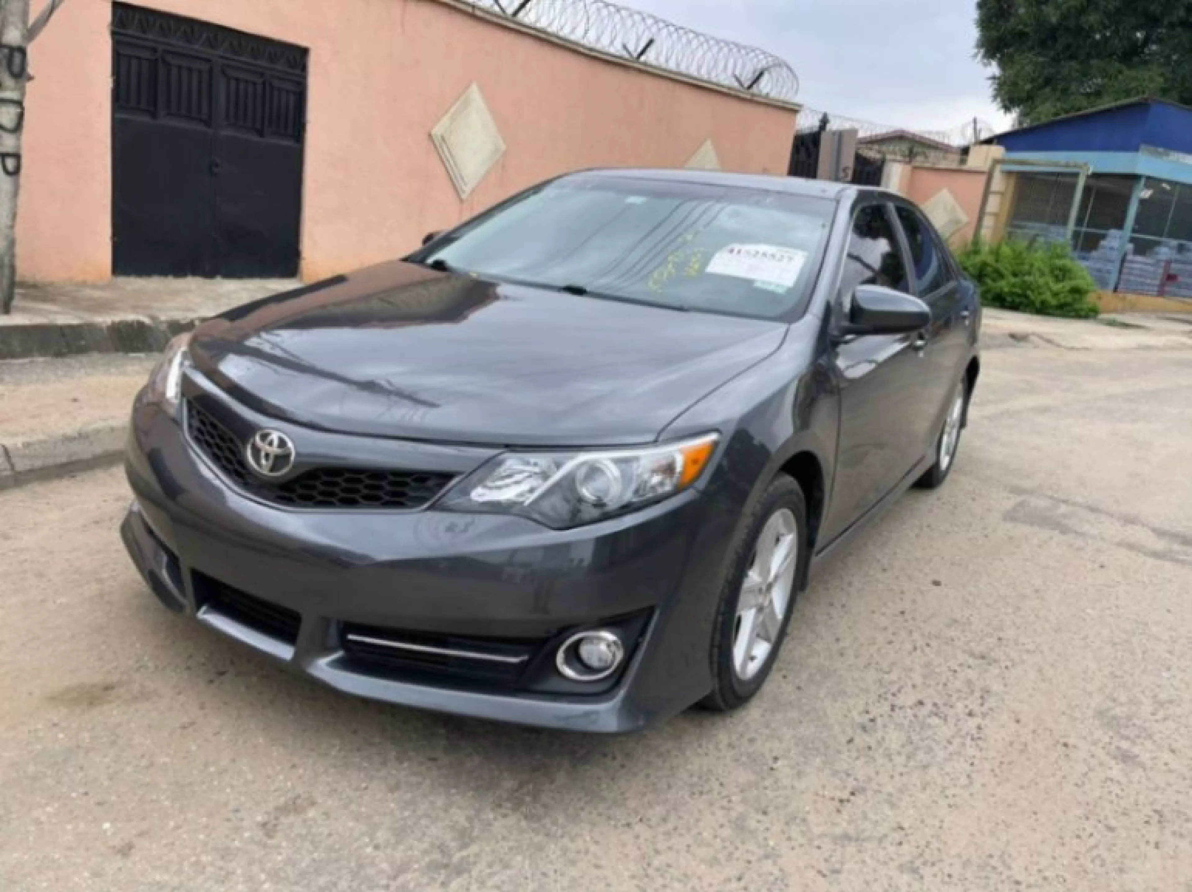 Toyota Camry - 2013