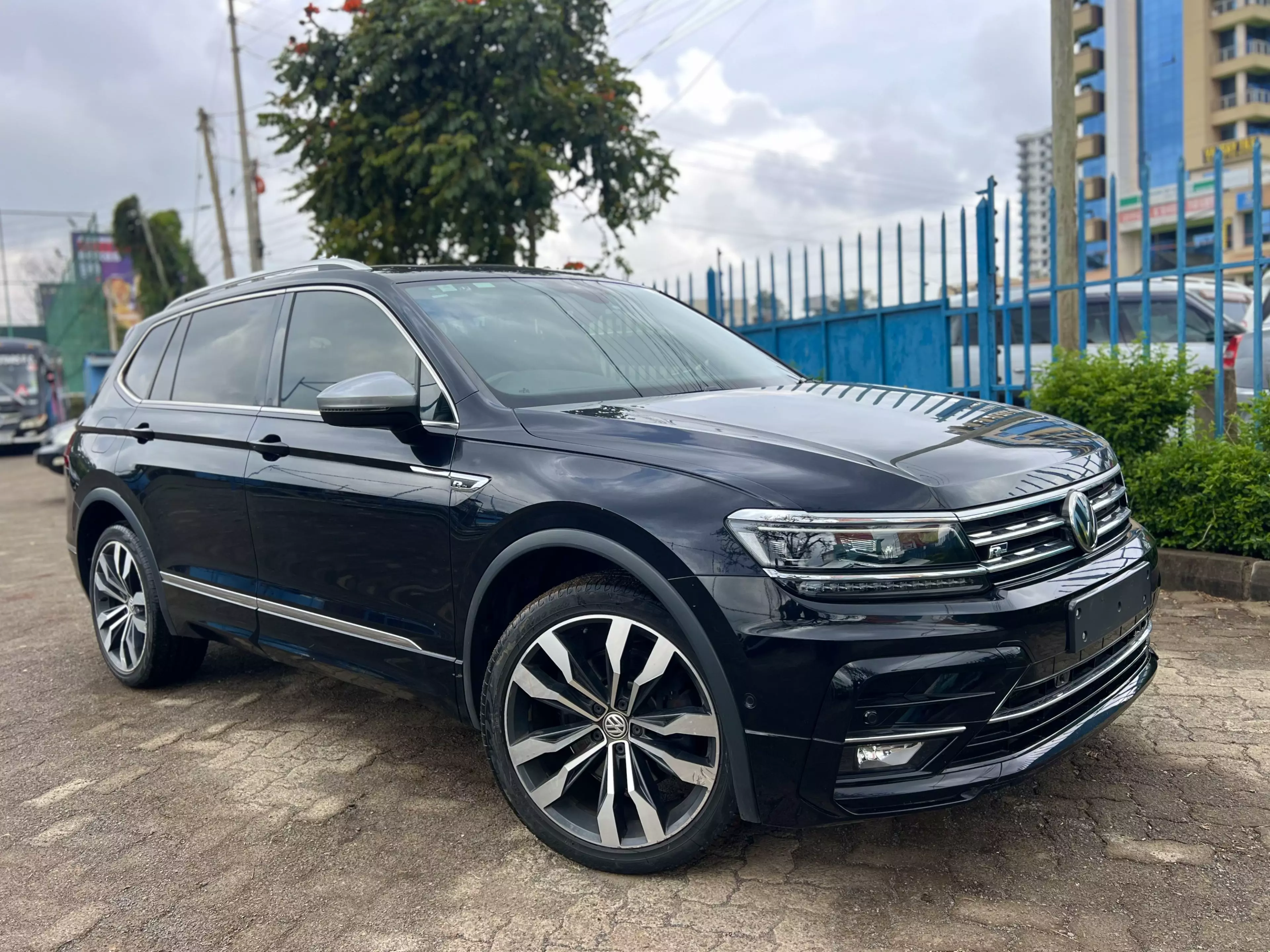 Volkswagen Tiguan - 2018