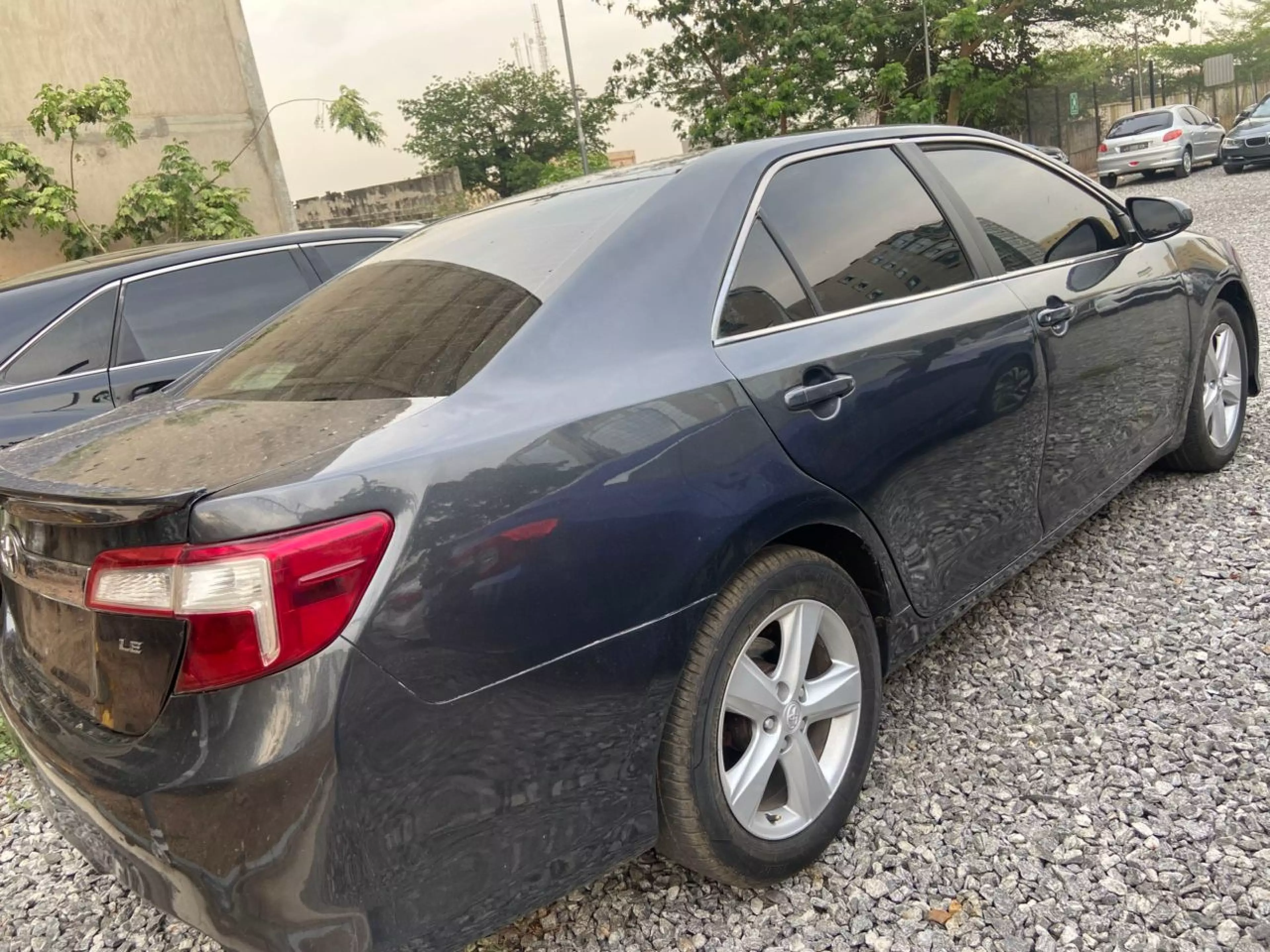 Toyota Camry   - 2014