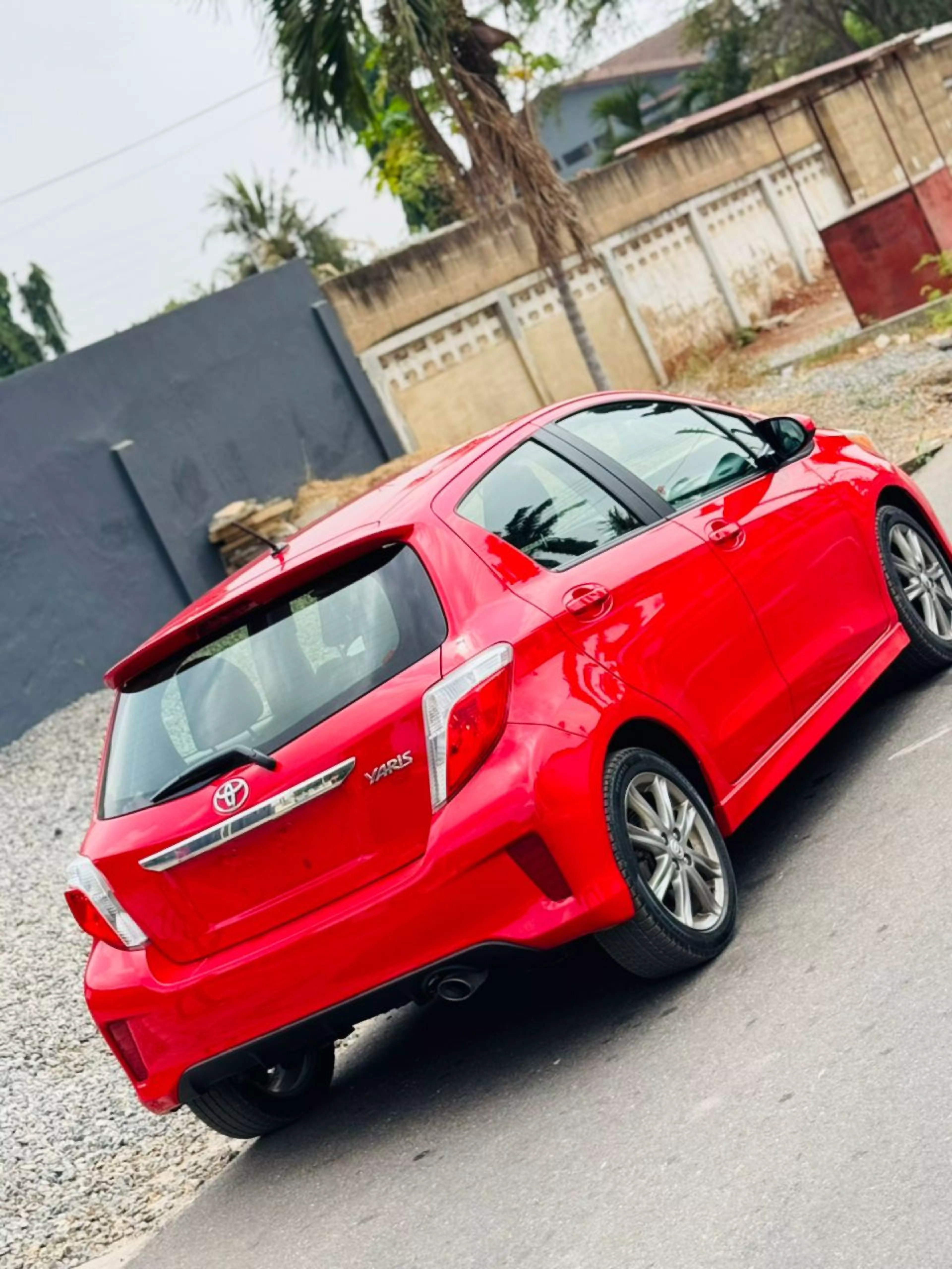 Toyota Yaris   - 2014