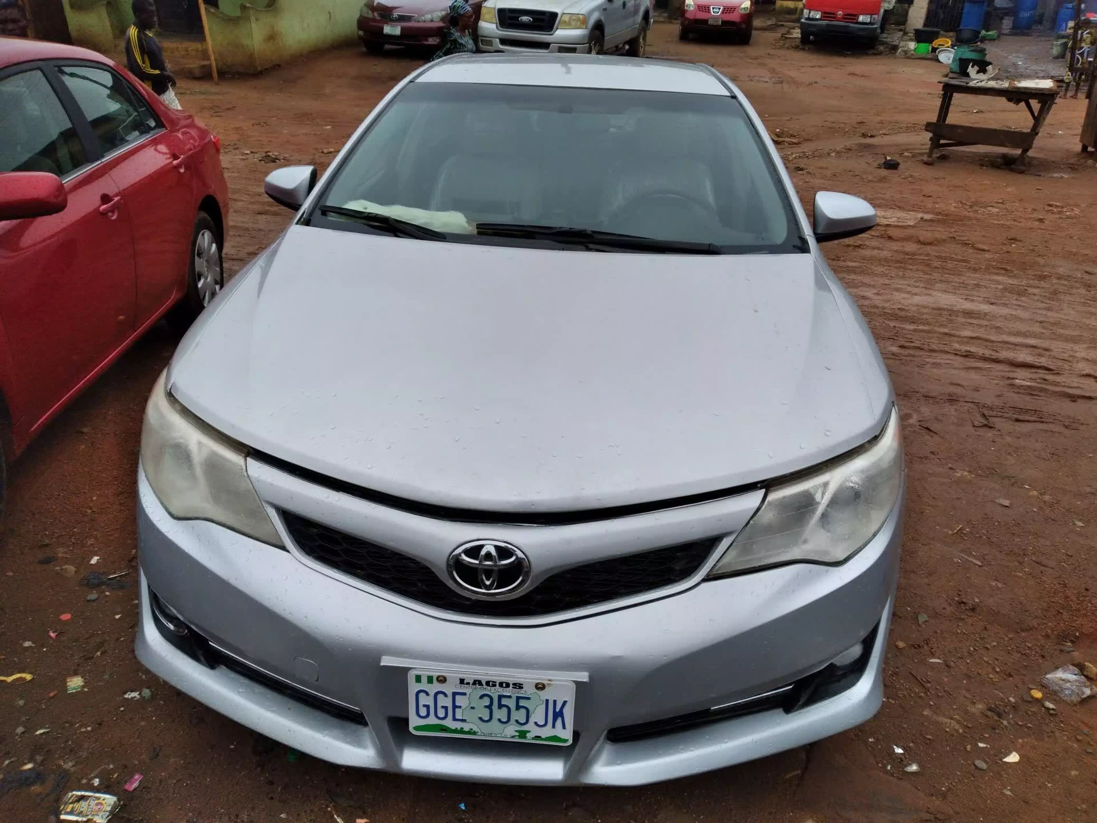 Toyota Camry   - 2012