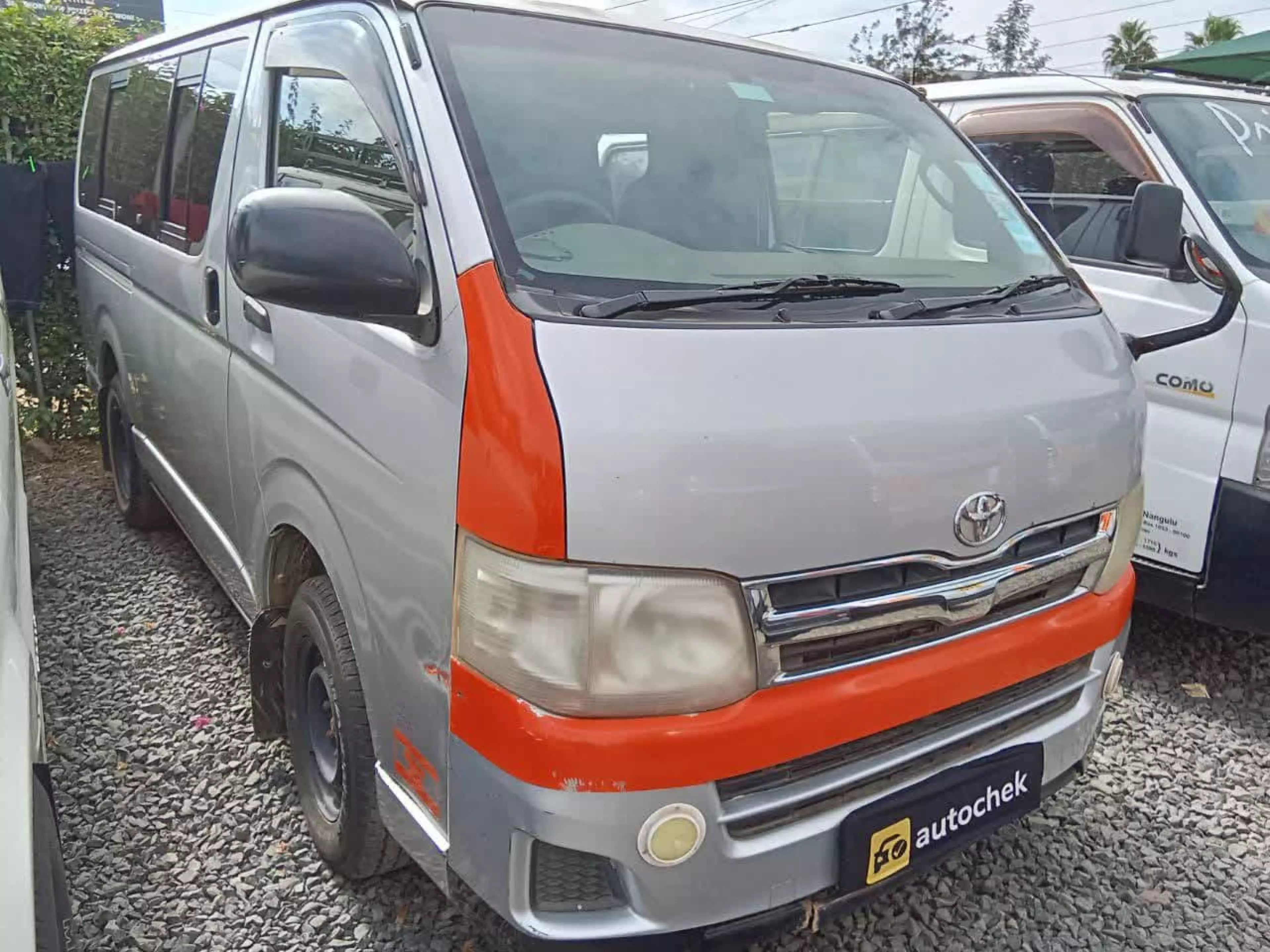 Toyota Hiace - 2016
