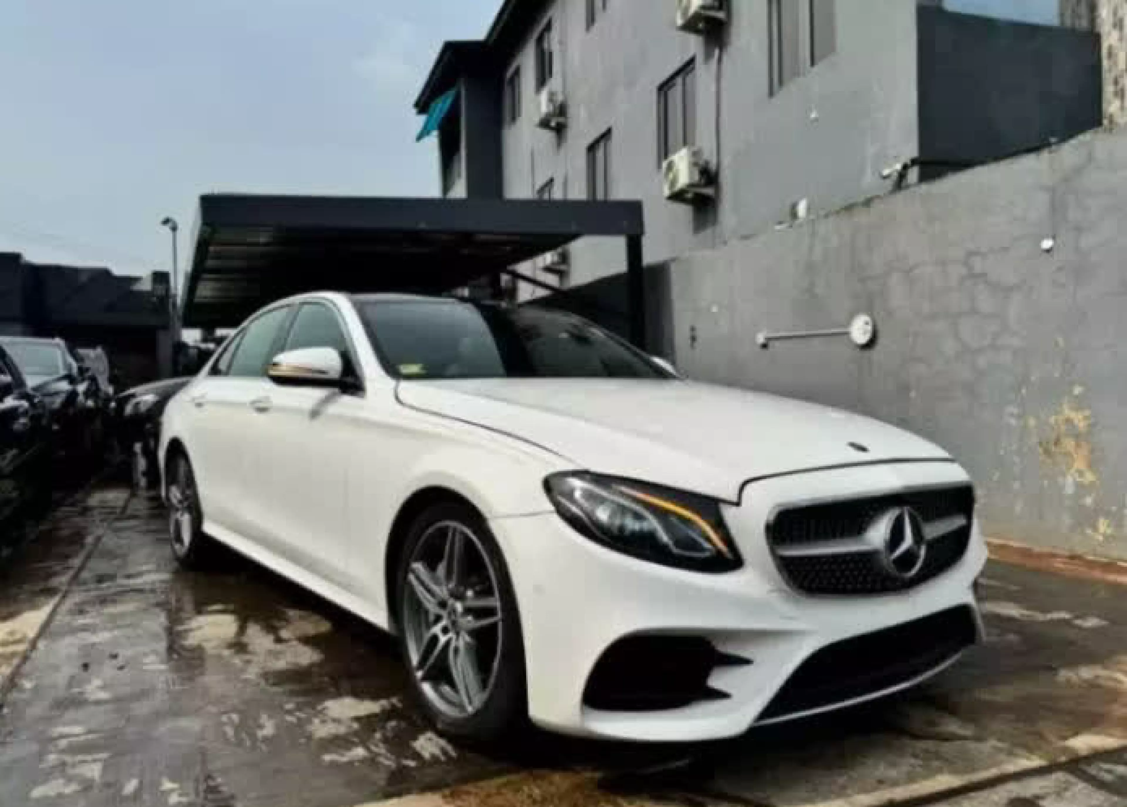 Mercedes-Benz E 300 - 2019