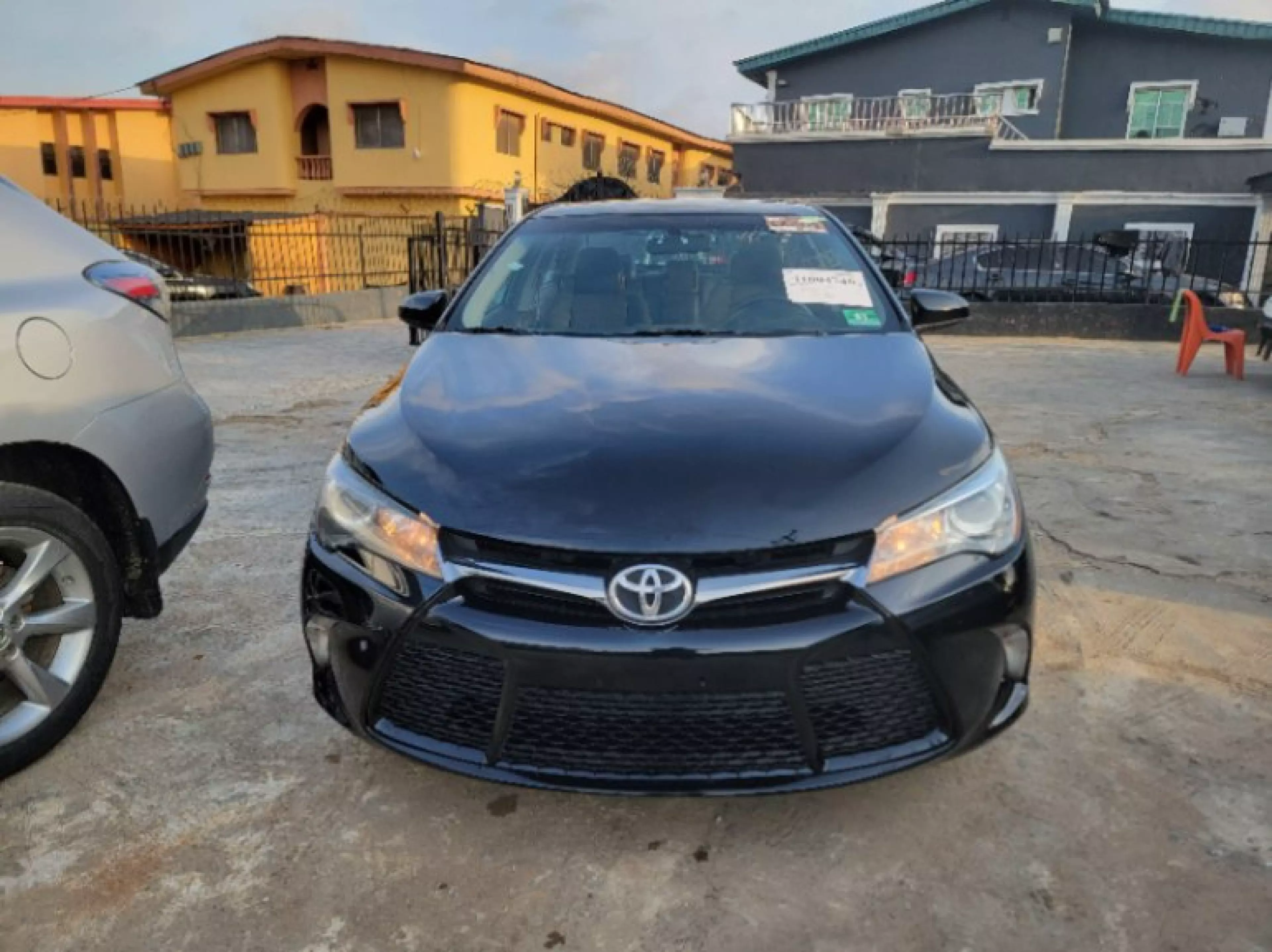 Toyota Camry - 2015