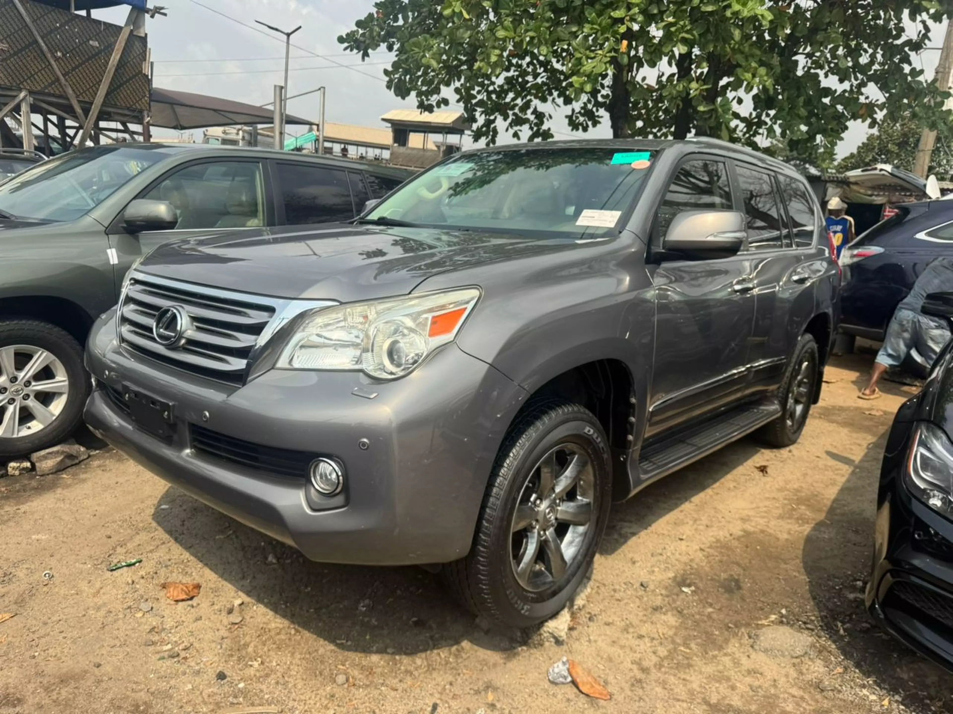 Lexus GX 460   - 2012