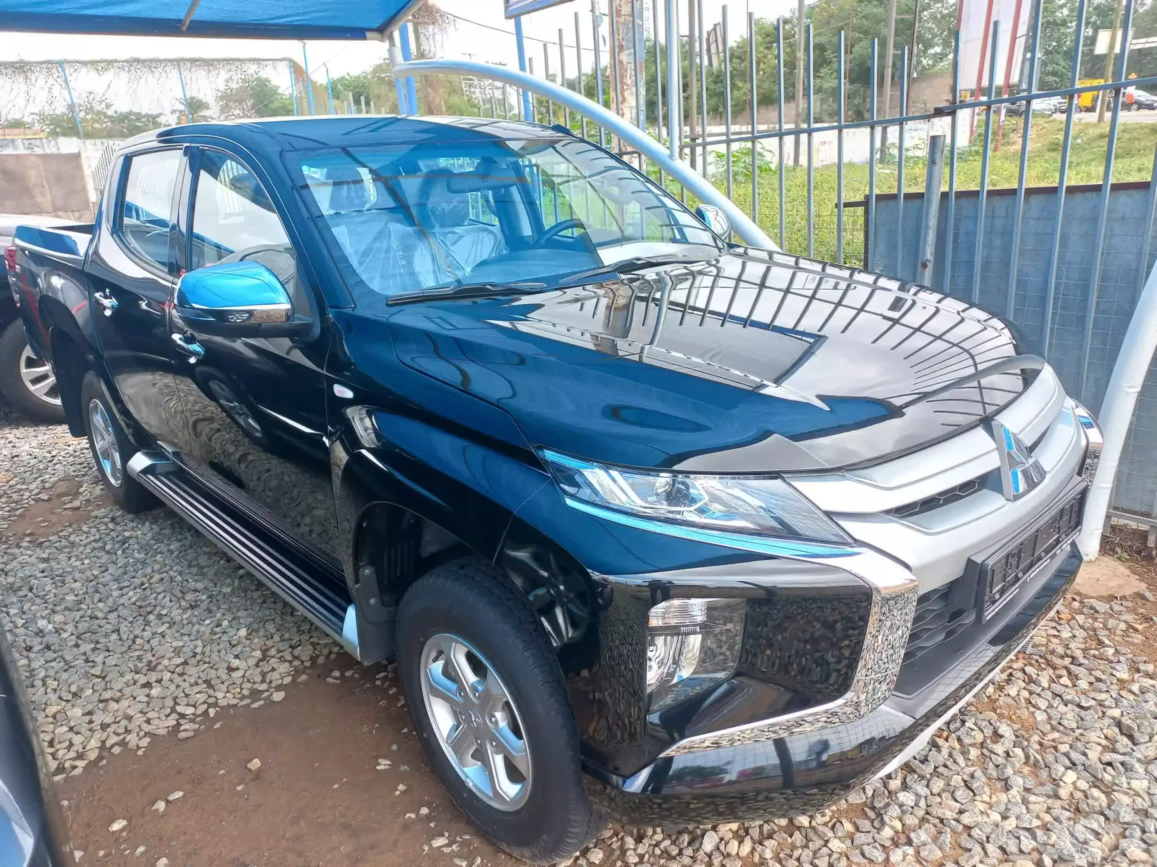 Mitsubishi L 200 - 2022