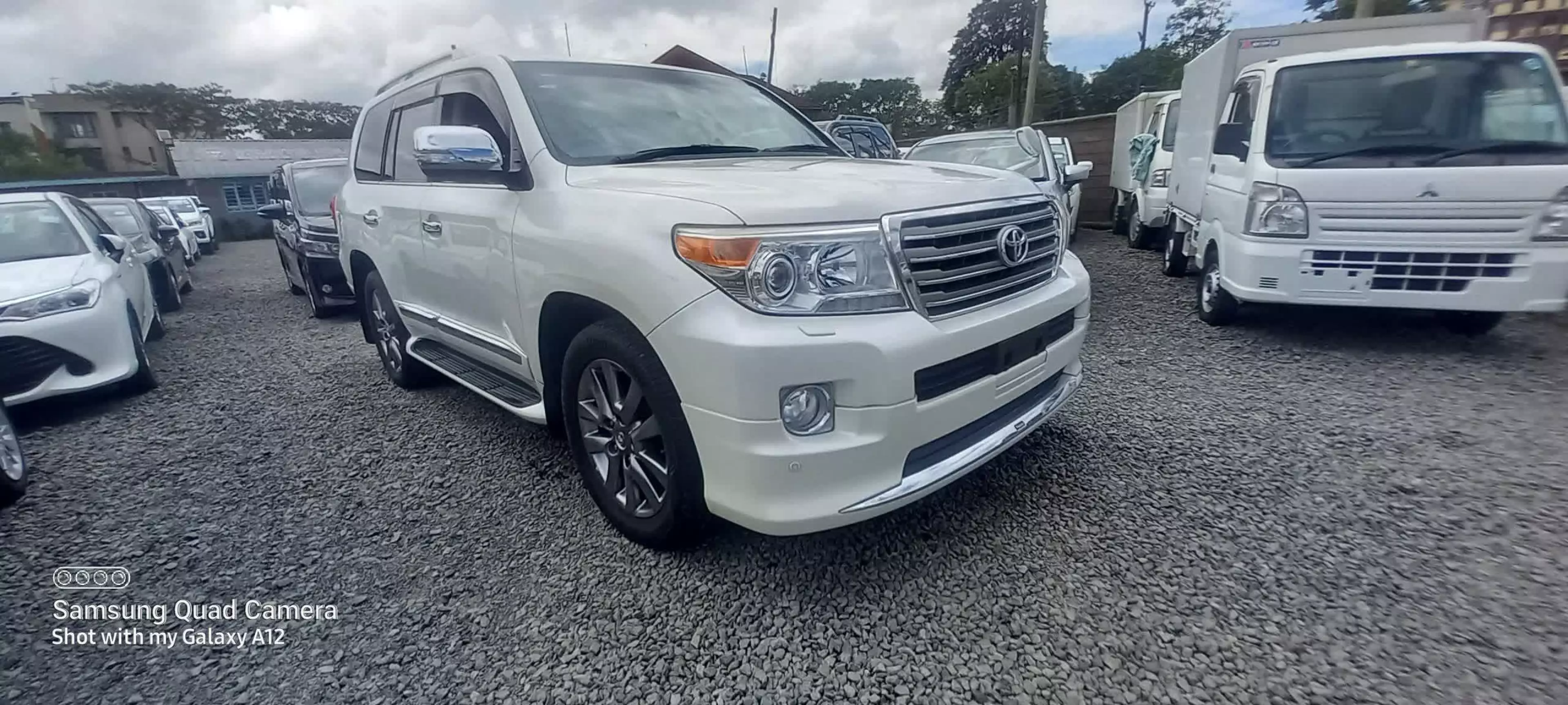 Toyota Landcruiser ZX - 2016