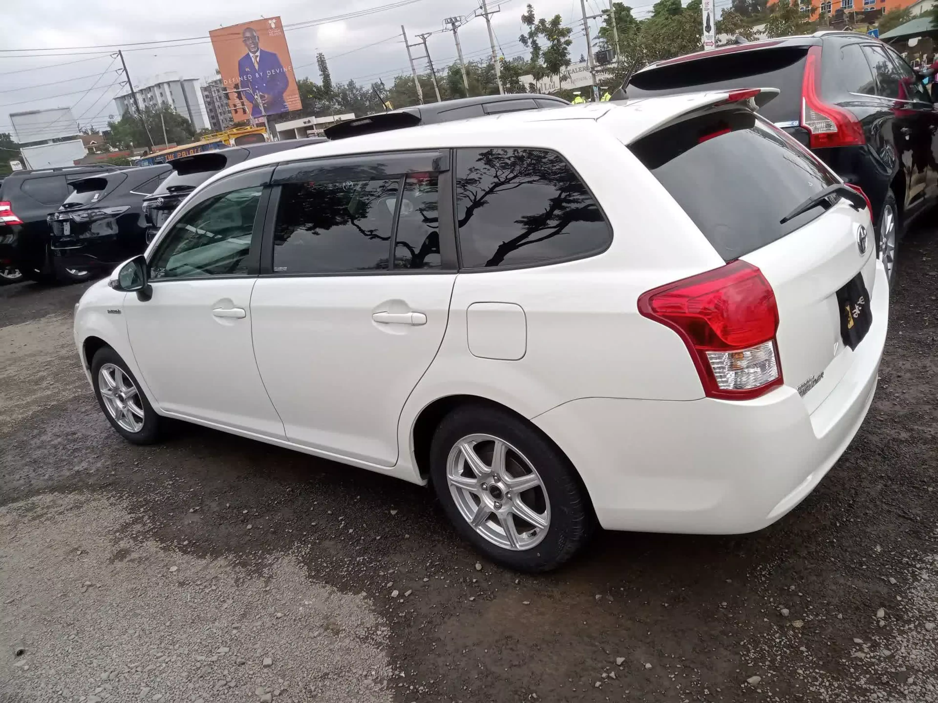 Toyota Fielder hybrid  - 2015