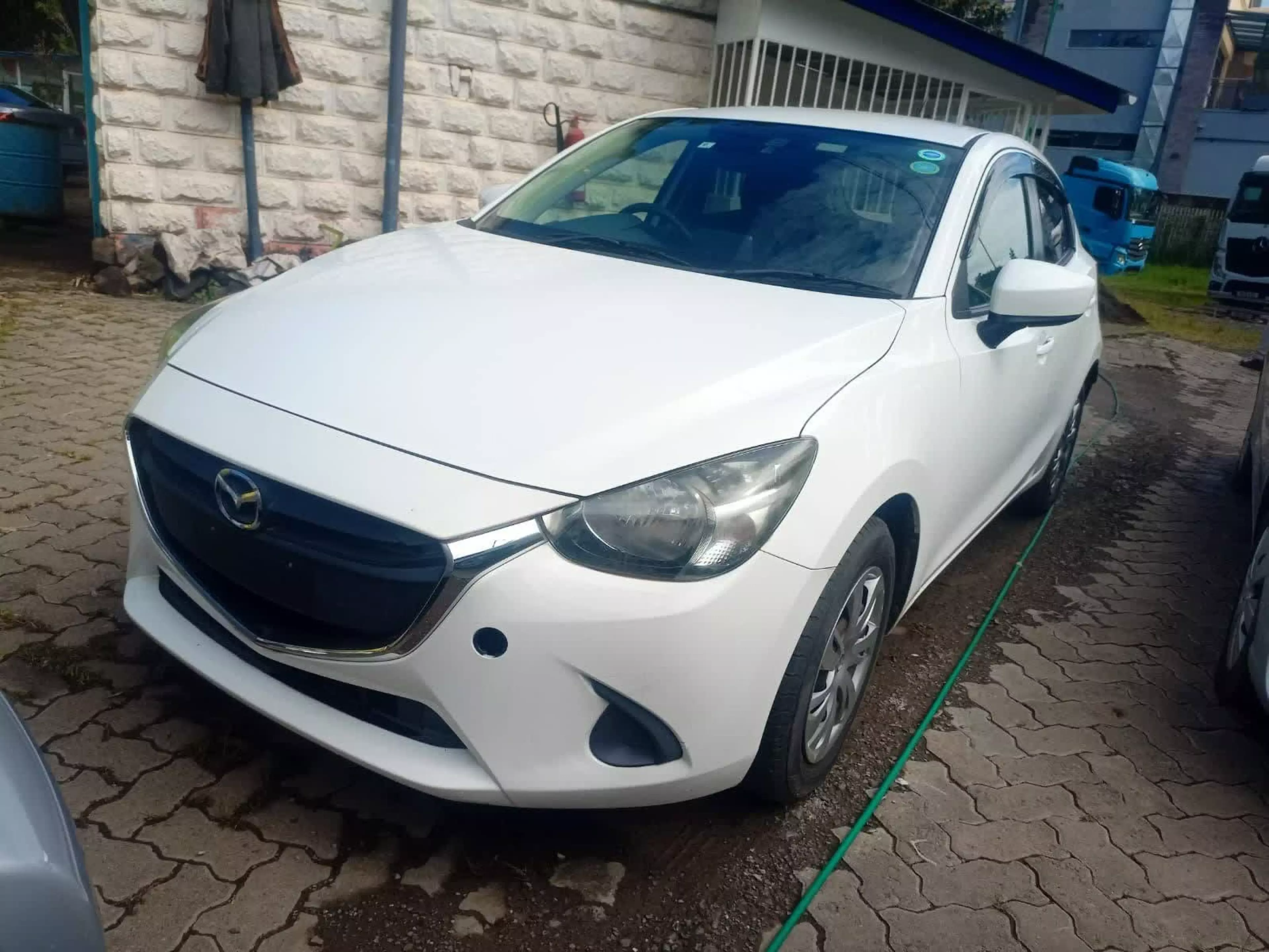 Mazda Demio   - 2016