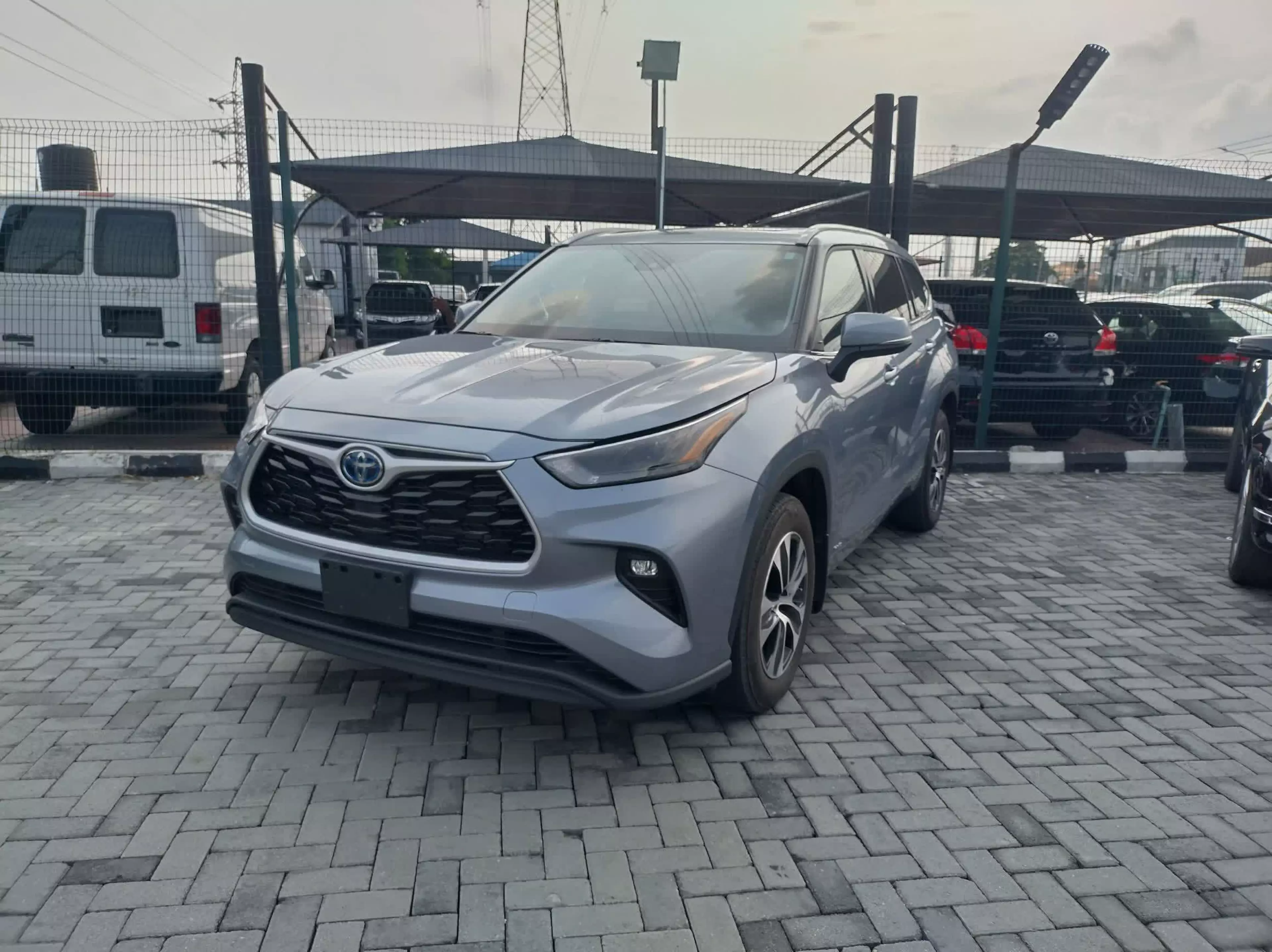 Toyota Highlander - 2021