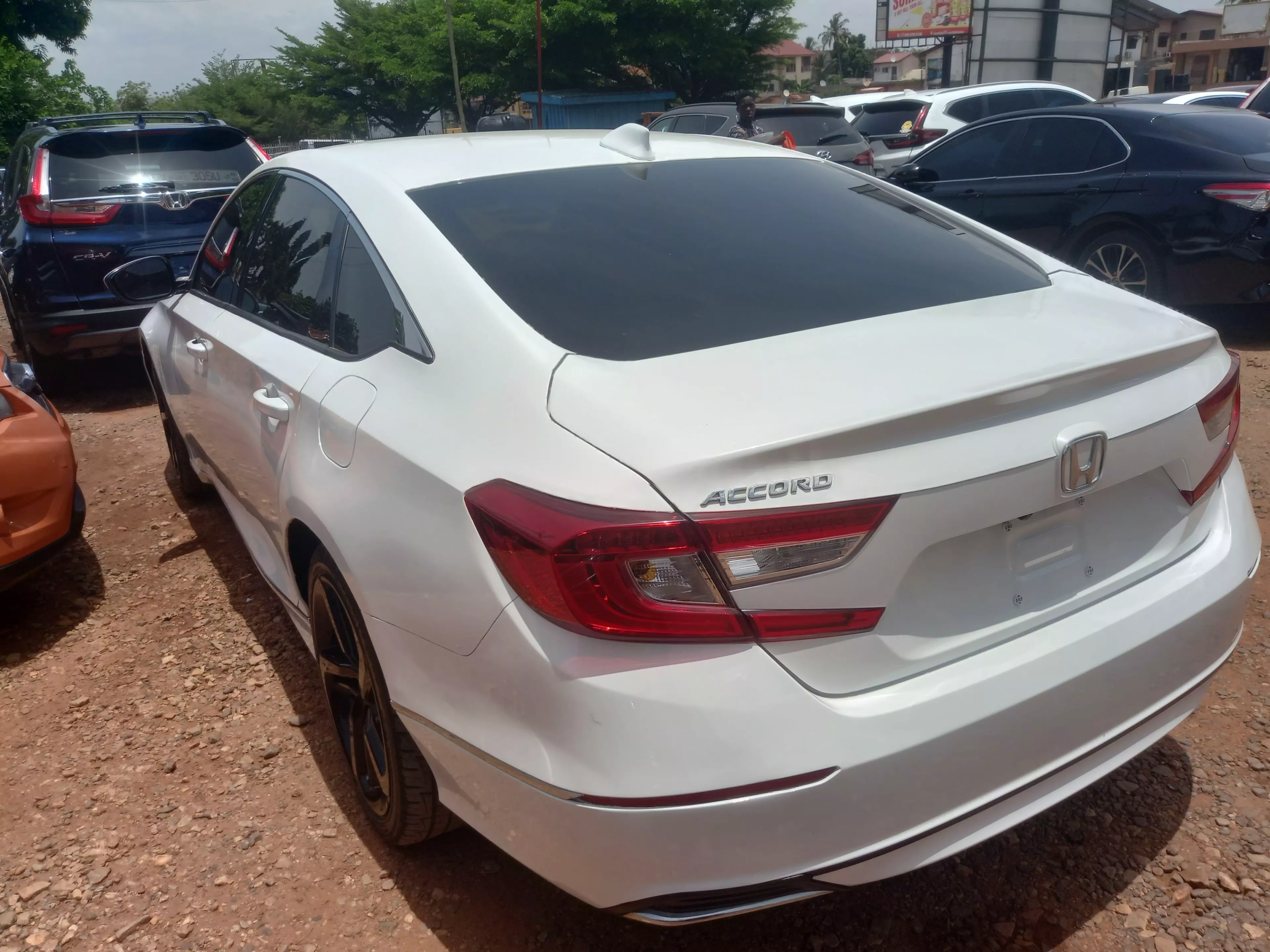 Honda Accord   - 2019