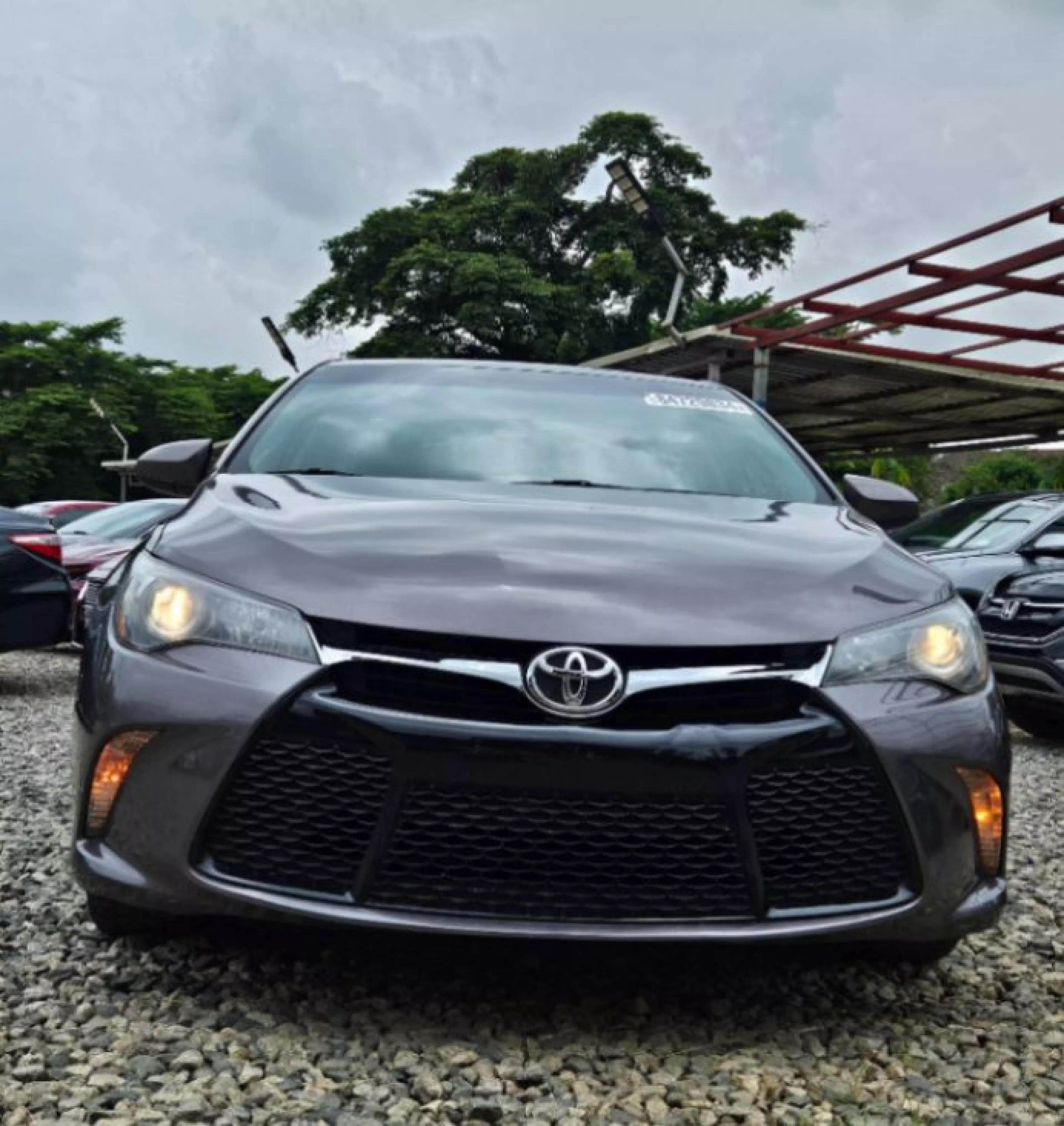 Toyota Camry - 2015