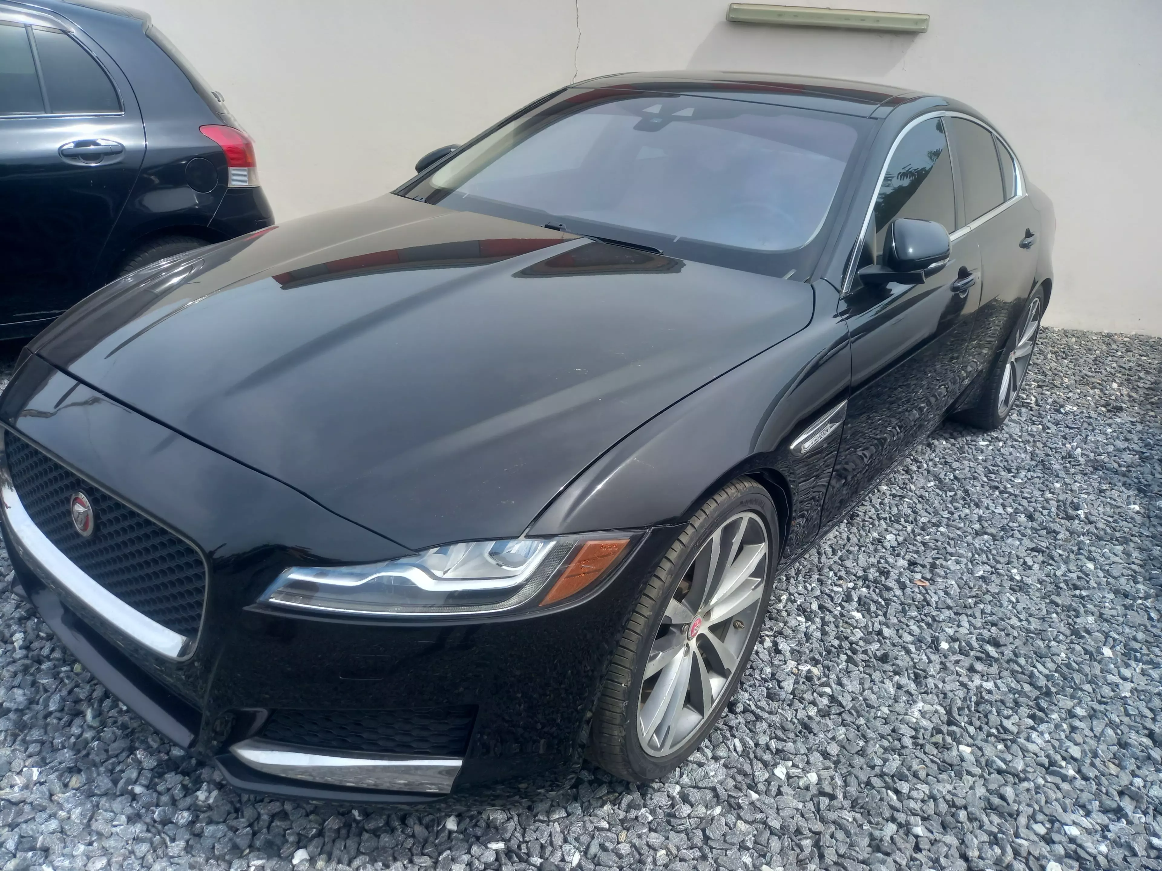 Jaguar XE   - 2017