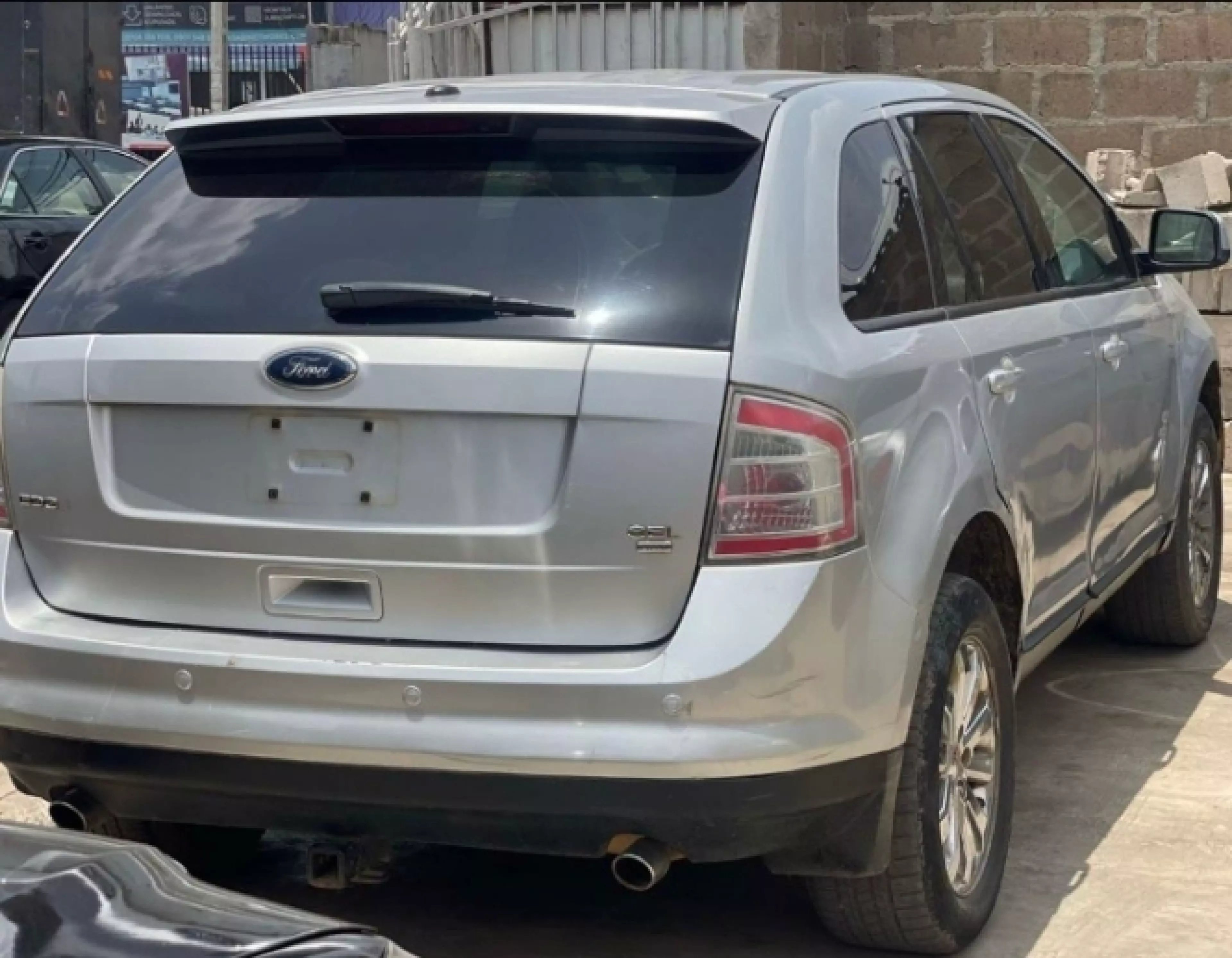 Ford Edge   - 2010