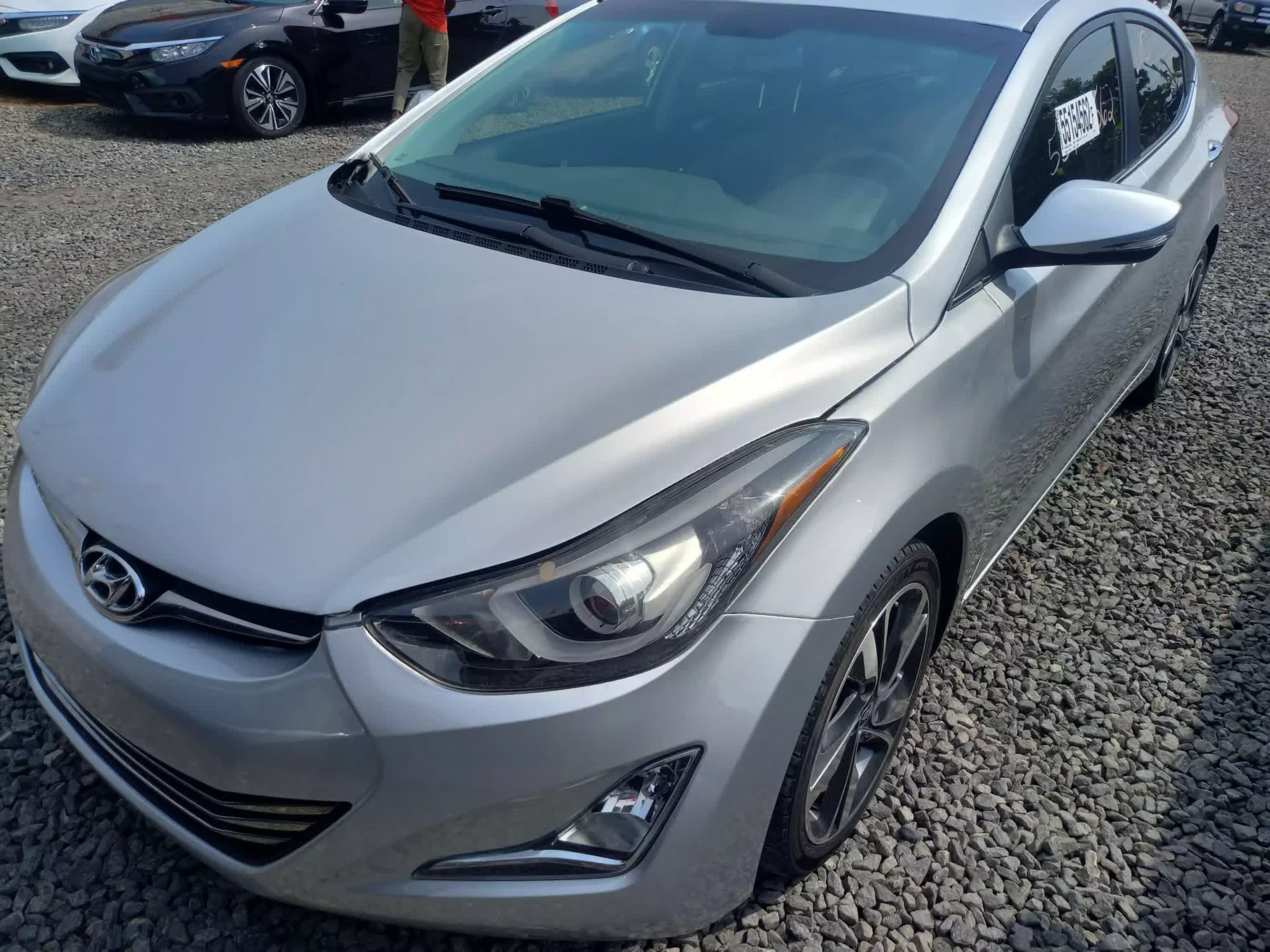 Hyundai Elantra - 2014