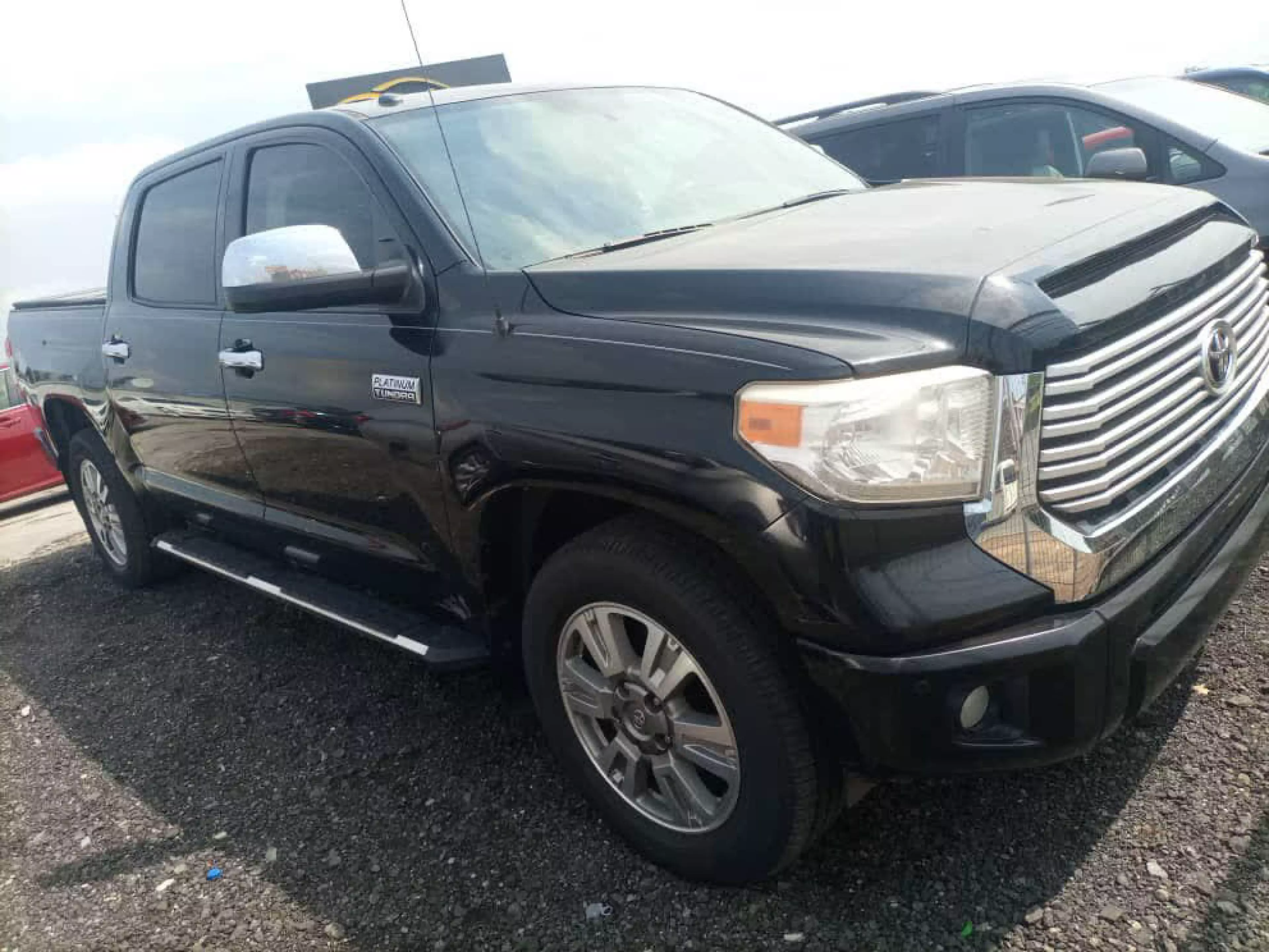 Toyota Tundra - 2015