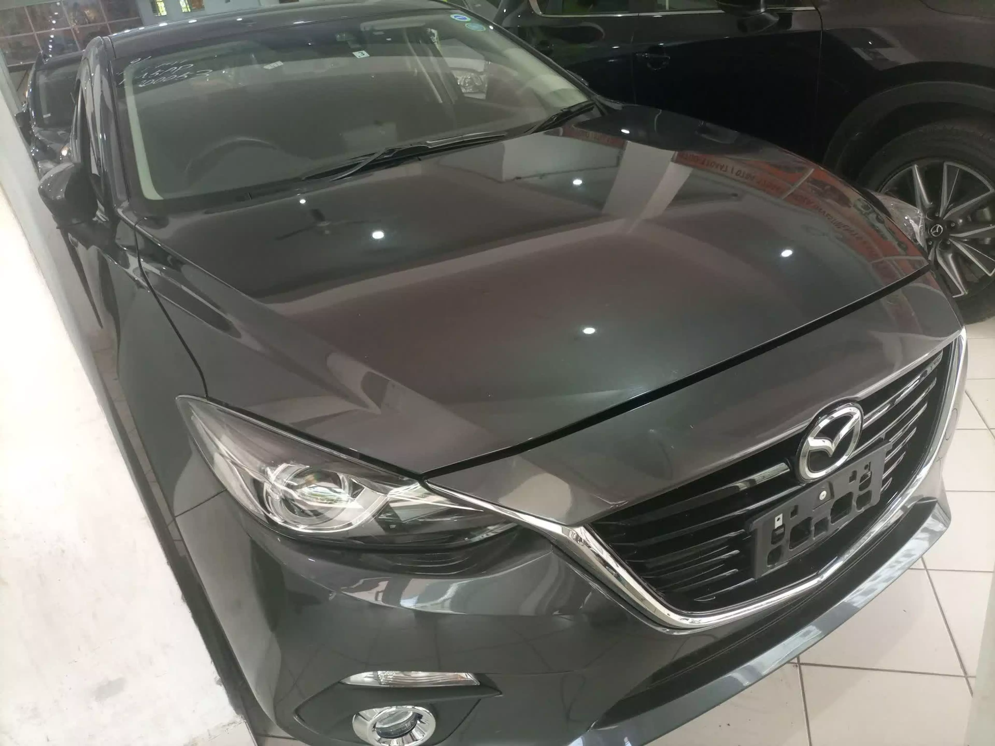 Mazda Axela  - 2015