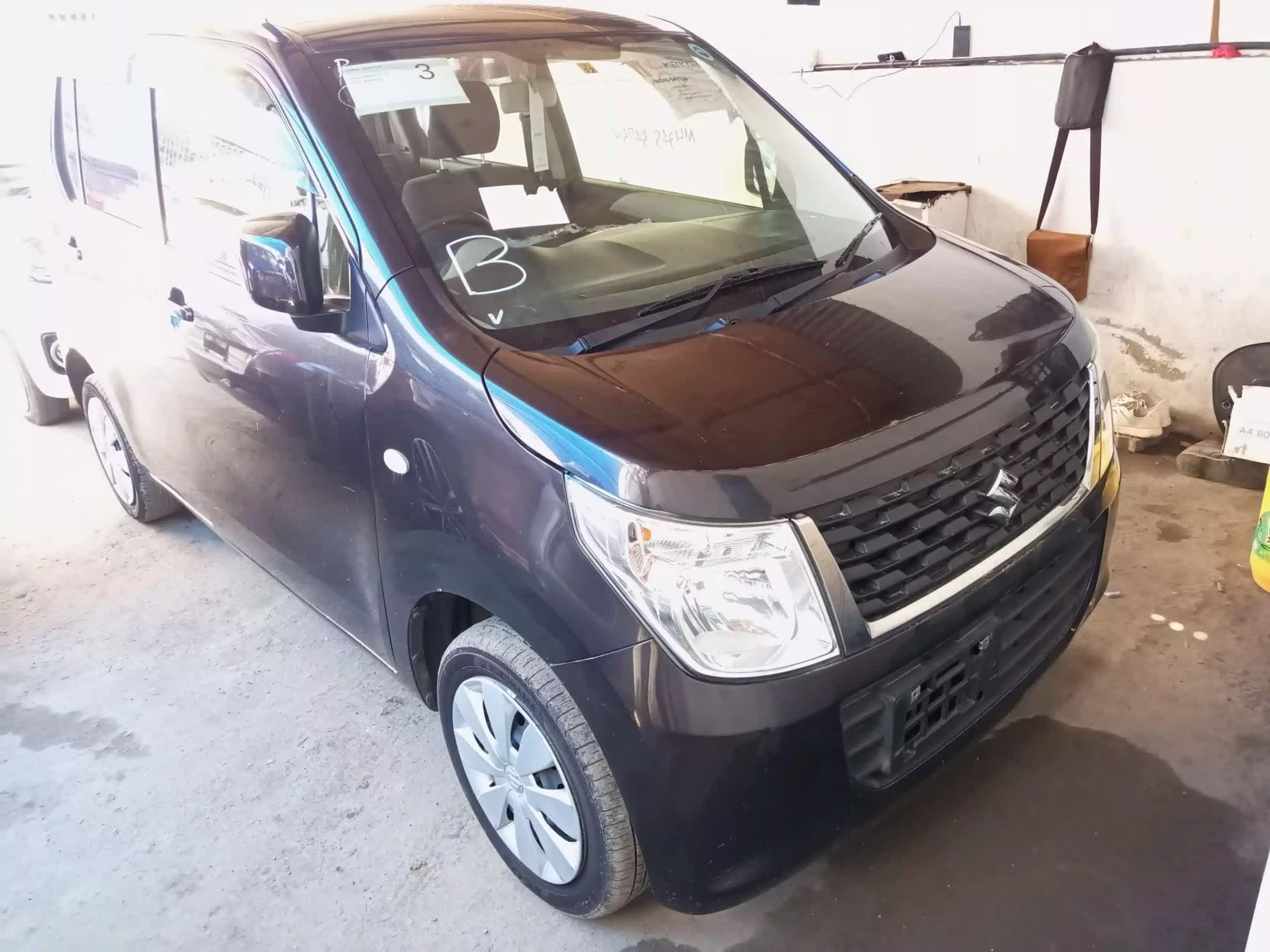 SUZUKI Wagon R - 2016