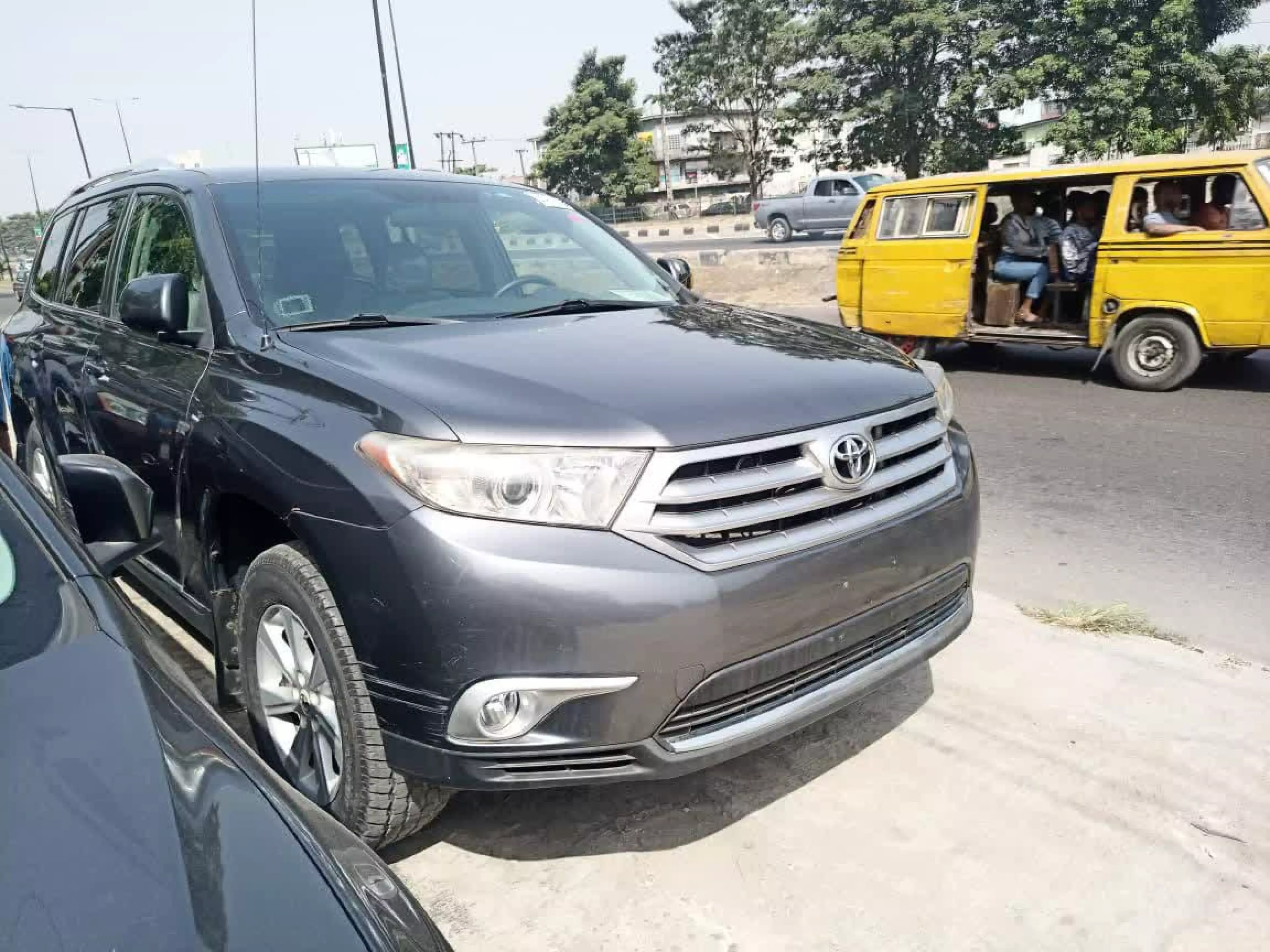 Toyota Highlander - 2012