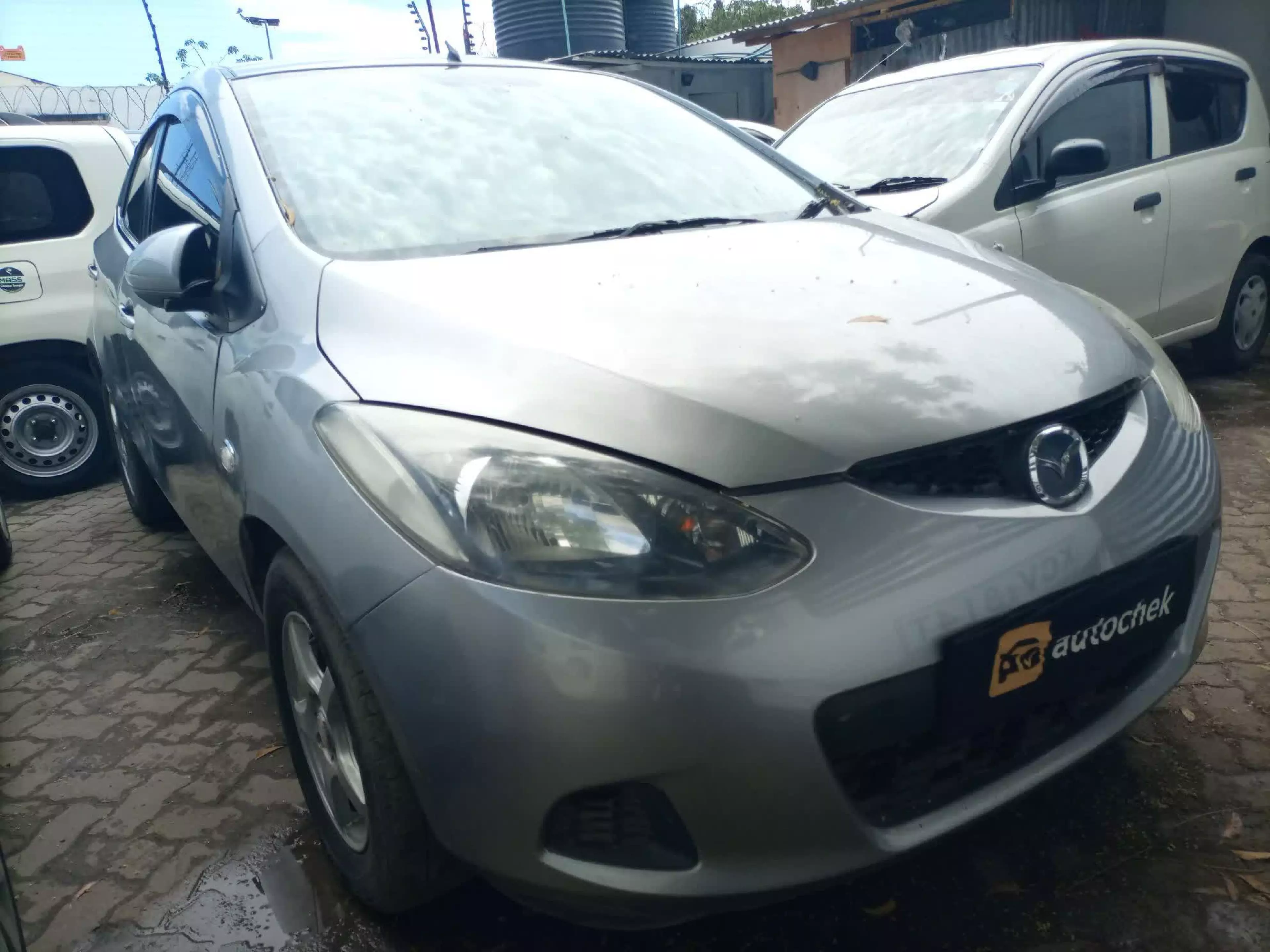 Mazda Demio - 2012