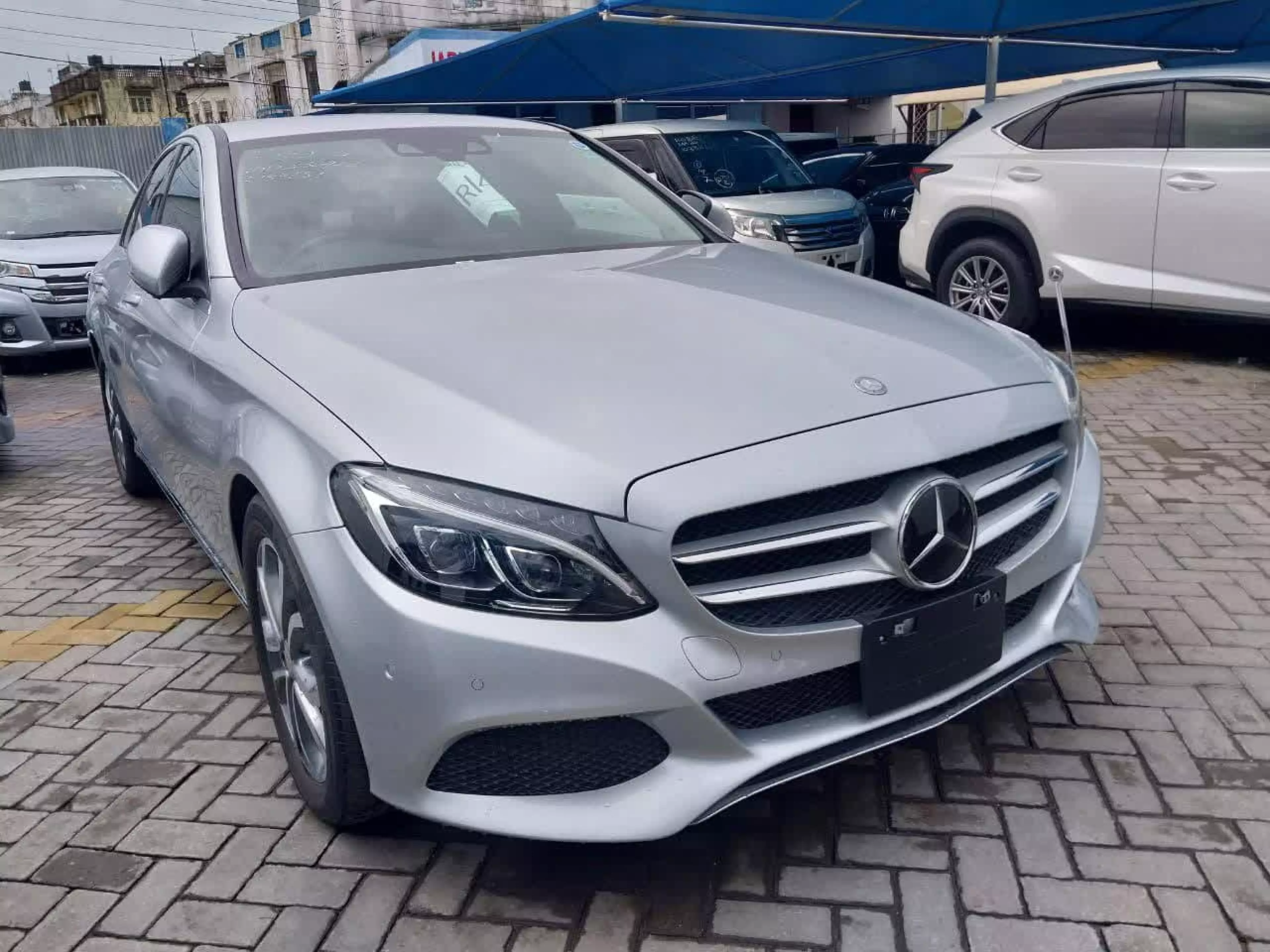 Mercedes-Benz C200 - 2016