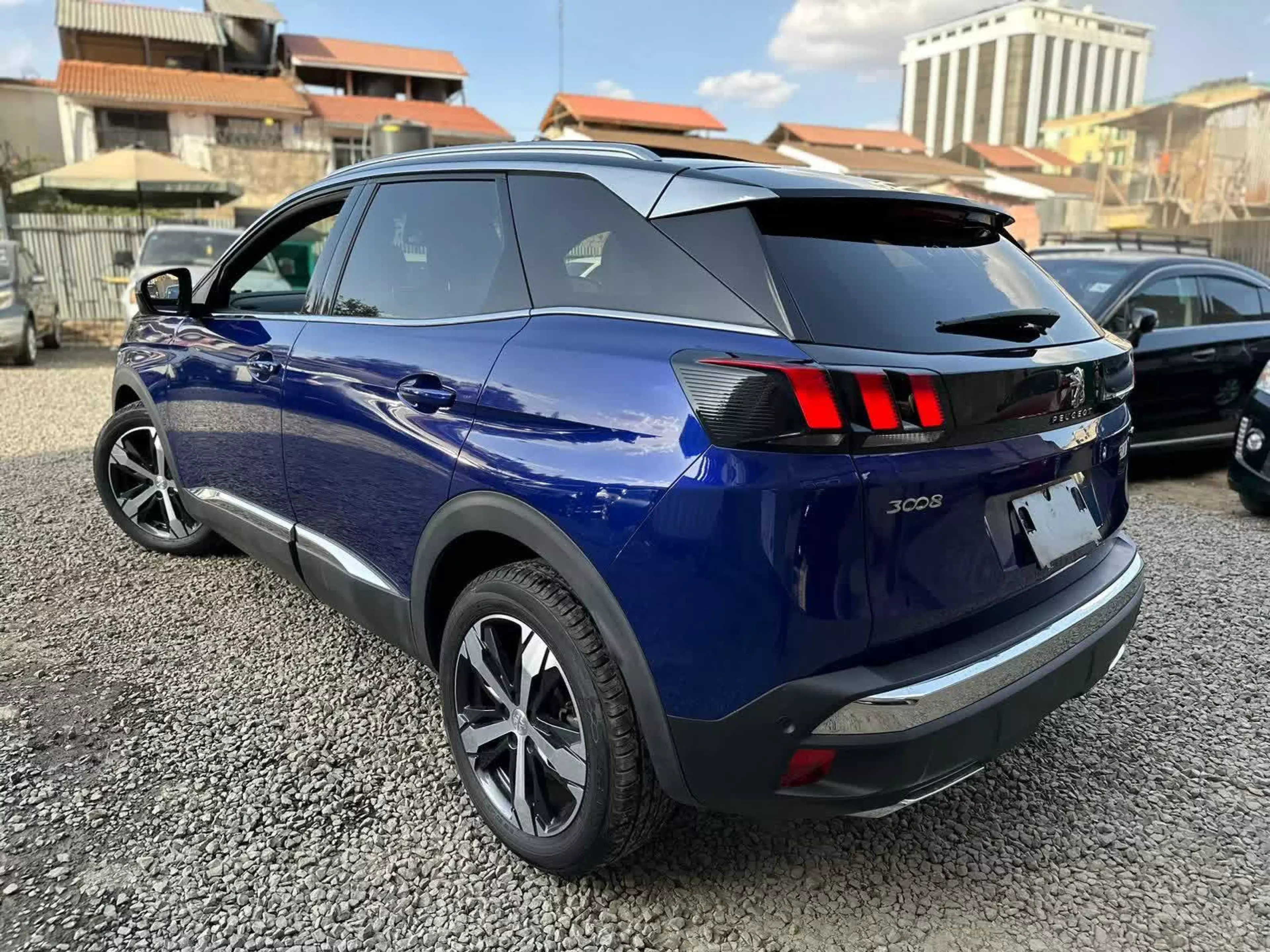 Peugeot 3008 - 2017