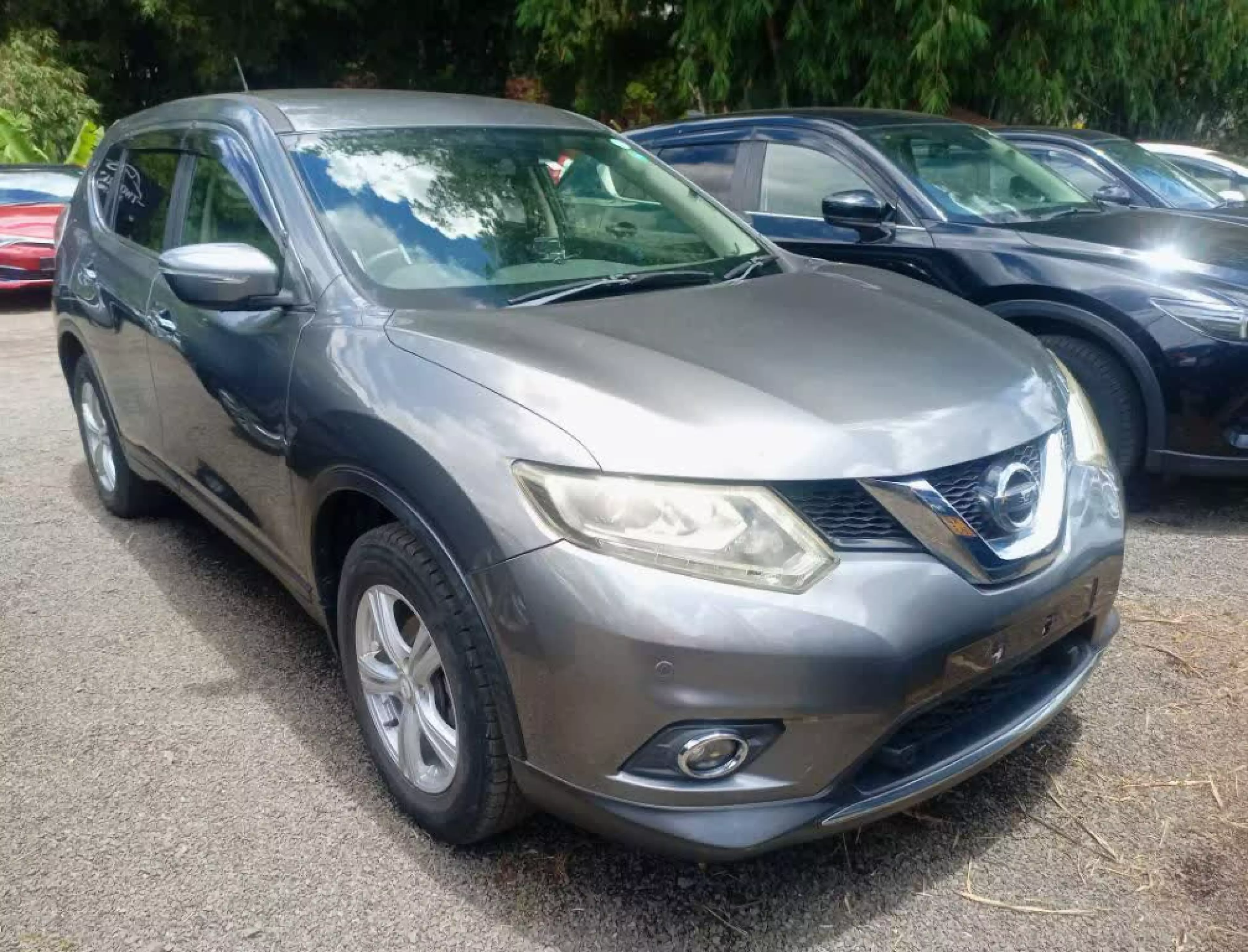 Nissan X-TRAIL - 2016