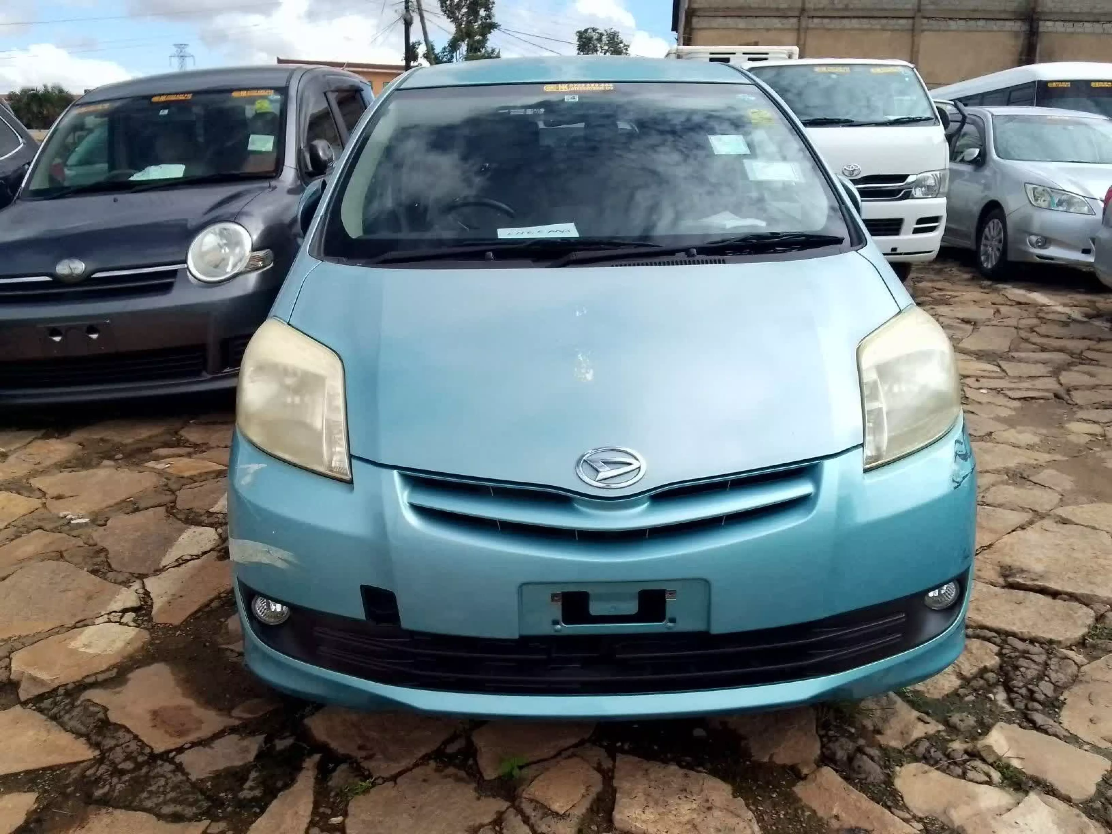 Toyota Passo Sette - 2009