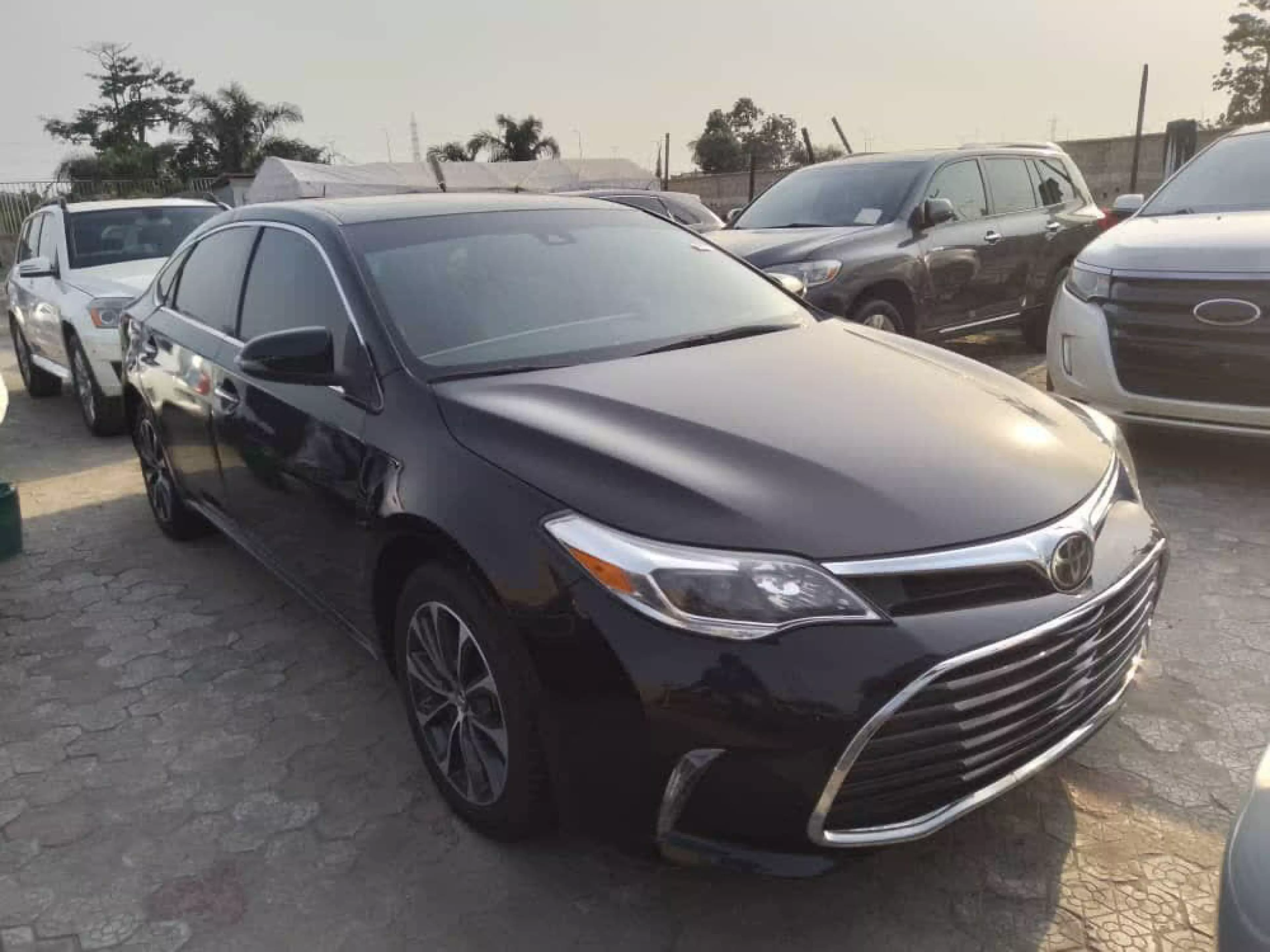 Toyota Avalon - 2018