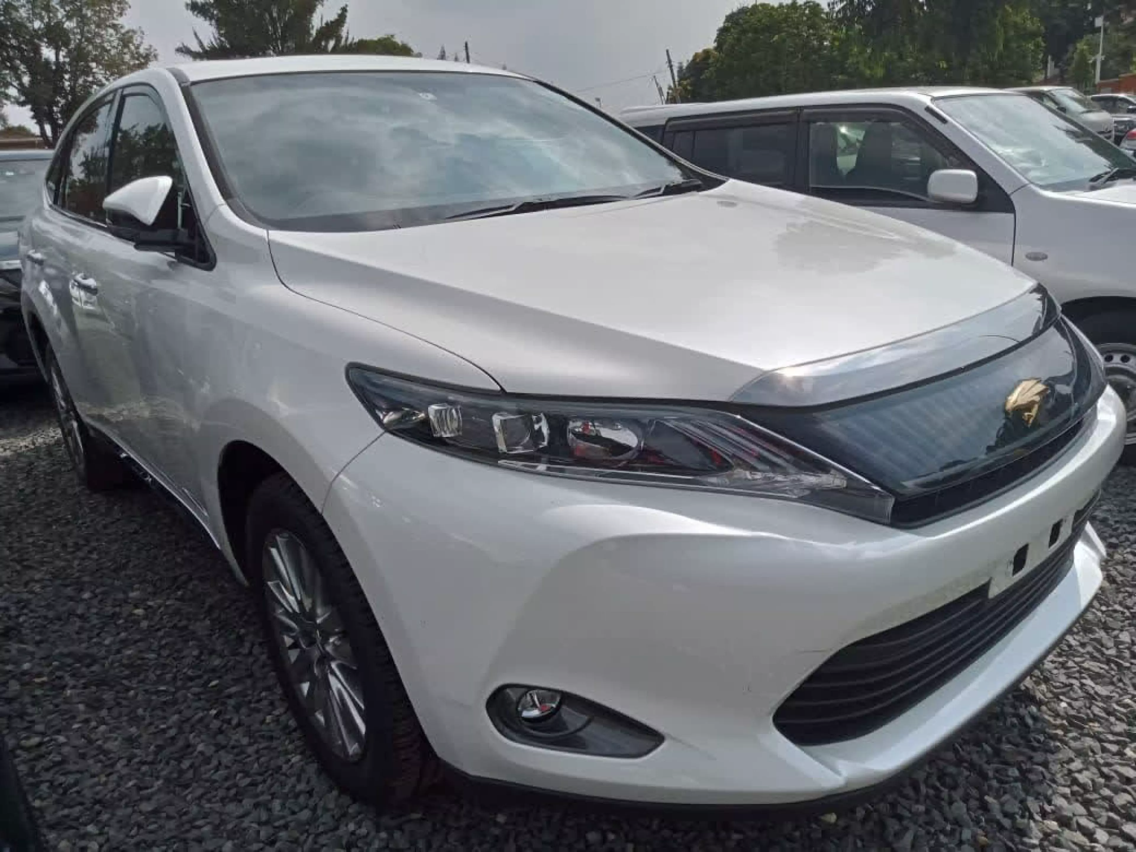 Toyota Harrier - 2016