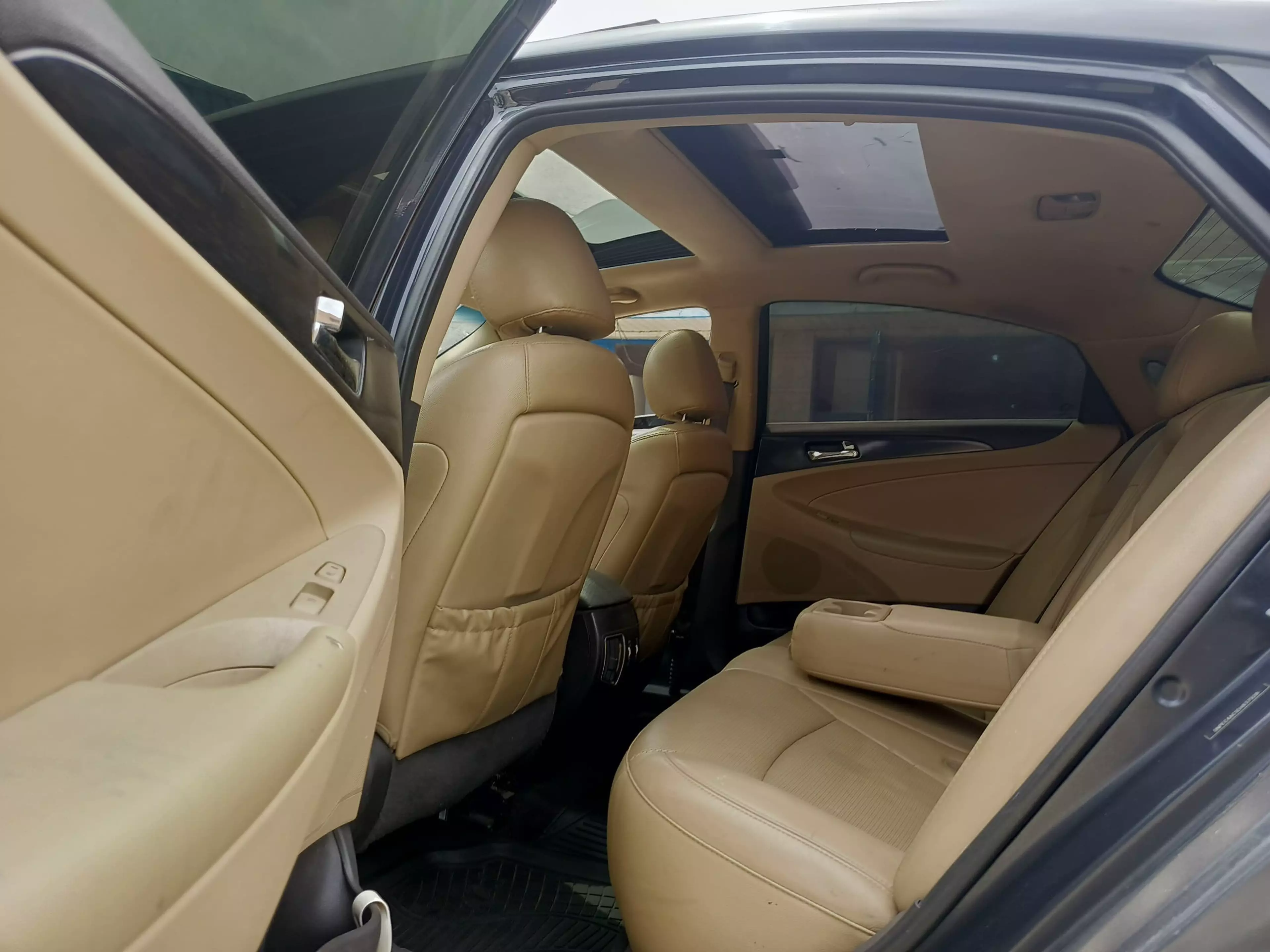 Hyundai SONATA 2,0L BVA / Cuir Luxury   - 2014