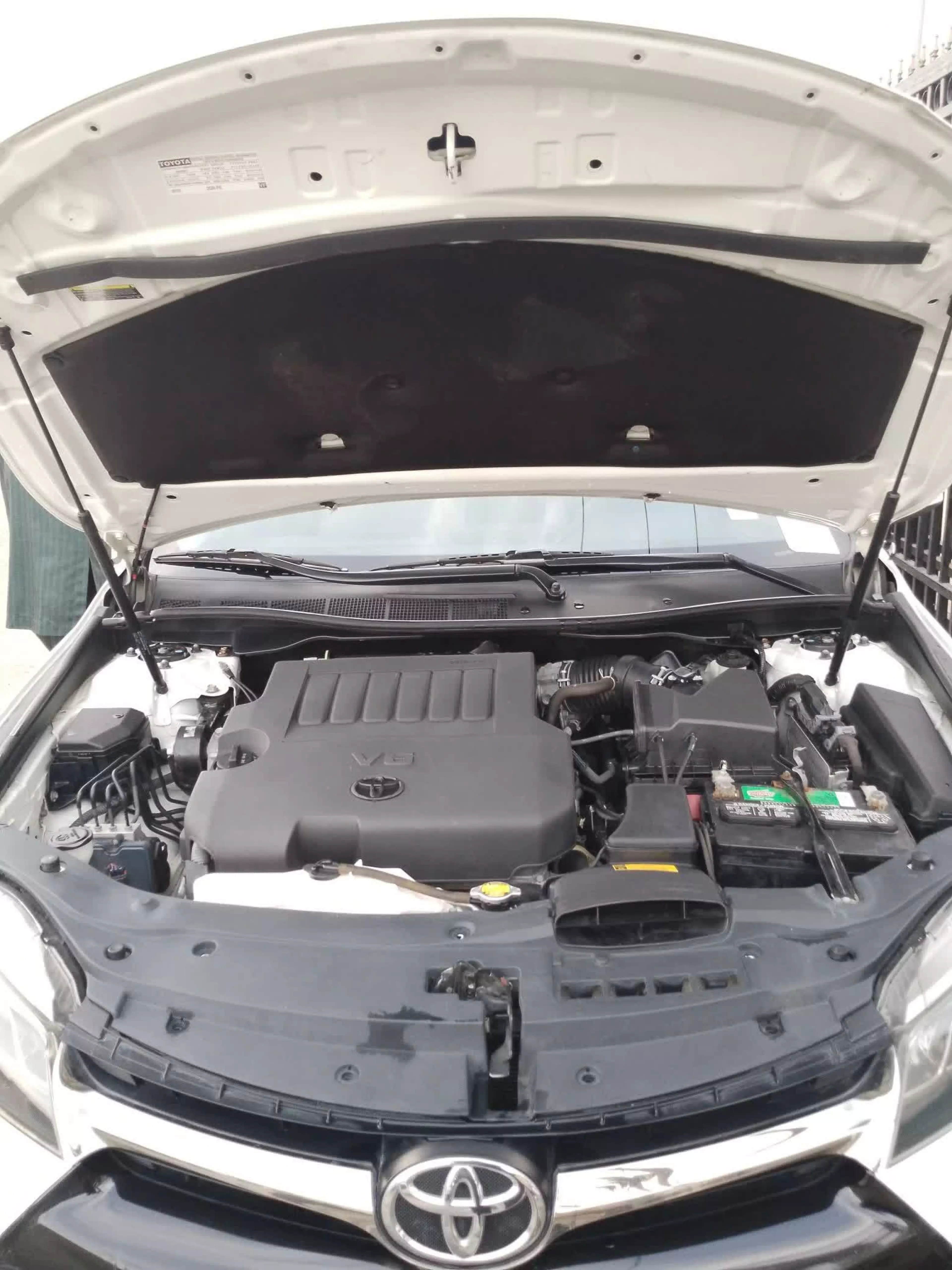 Toyota Camry   - 2015