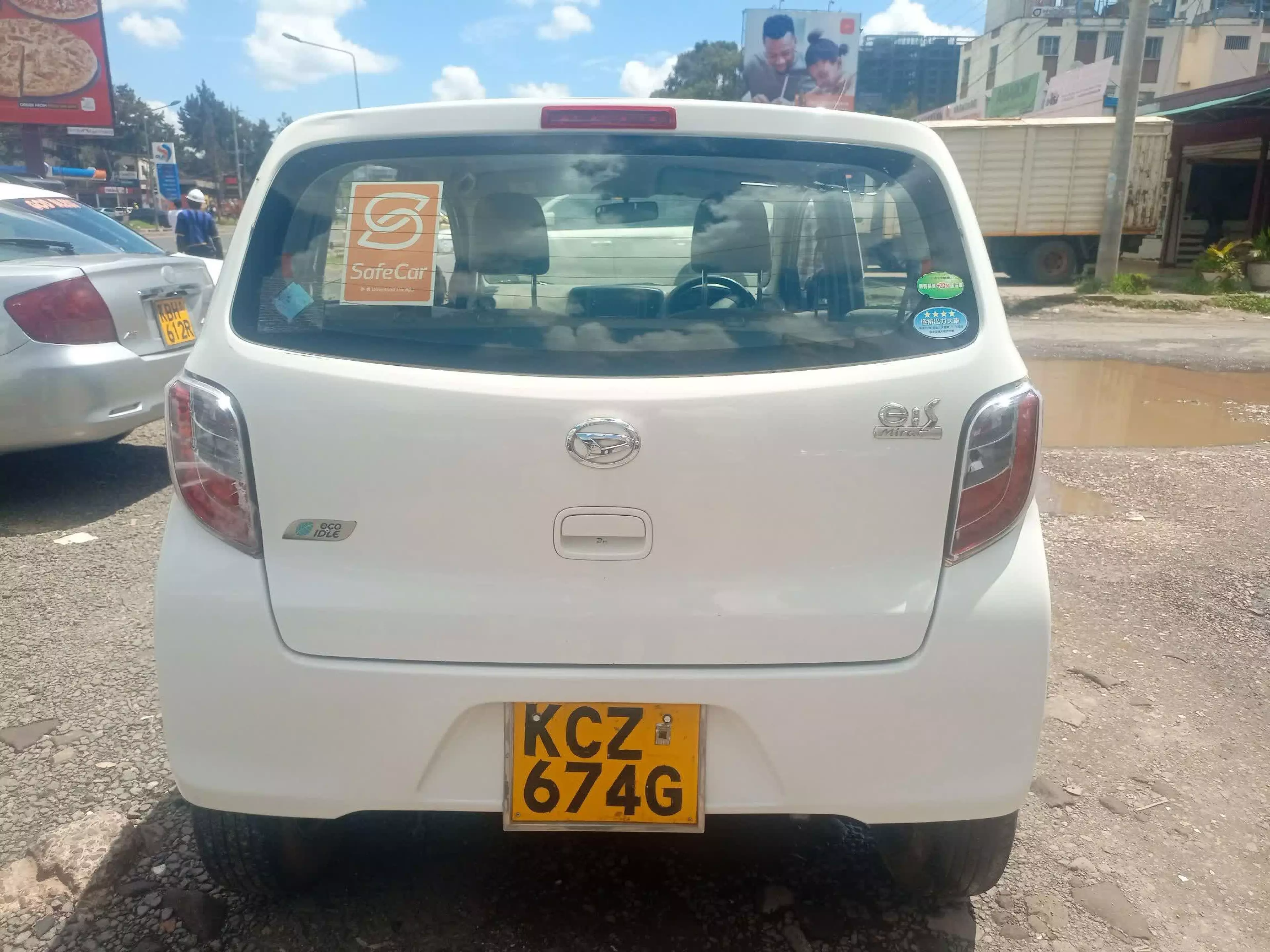 Daihatsu Mira    - 2013
