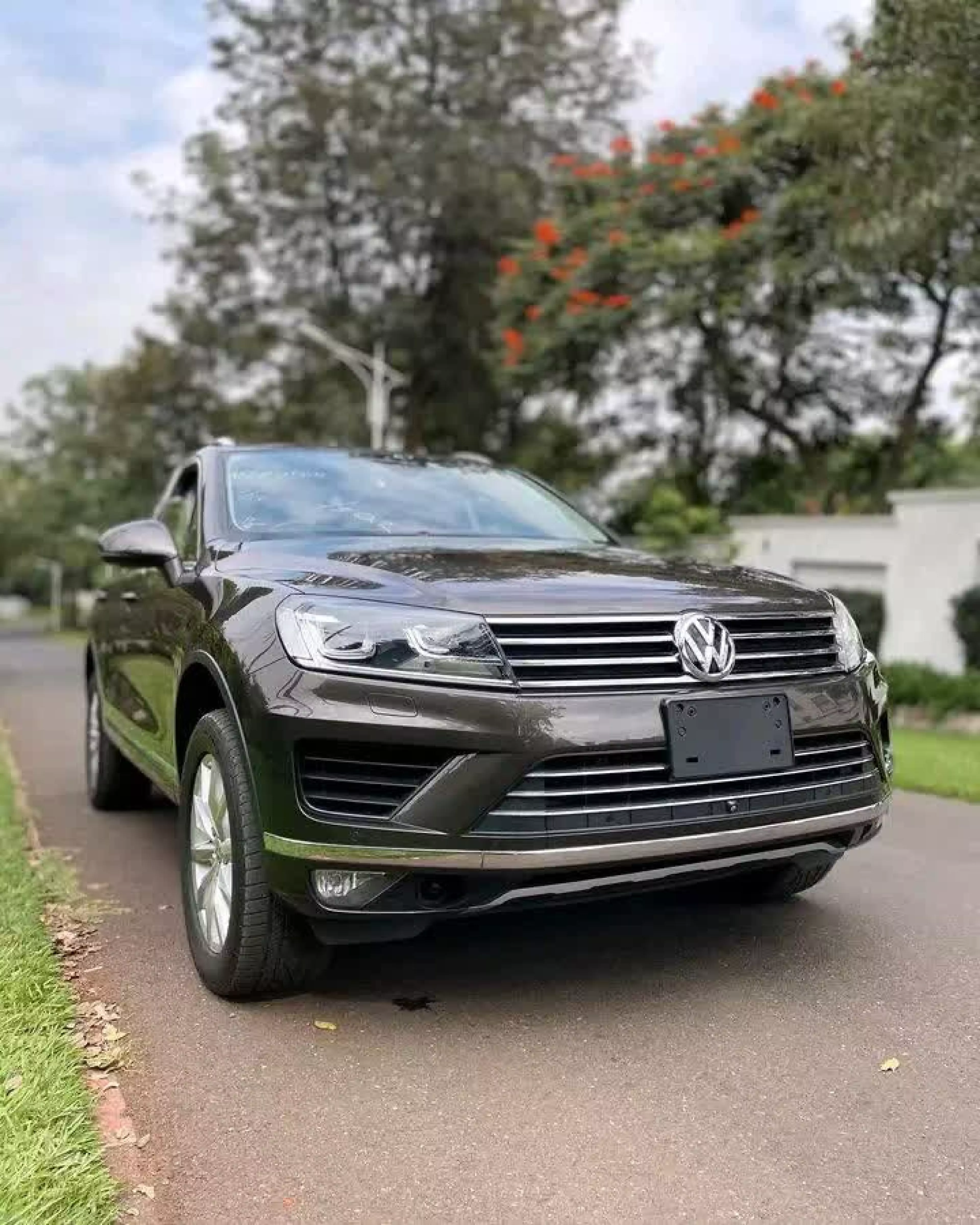 Volkswagen Touareg - 2016