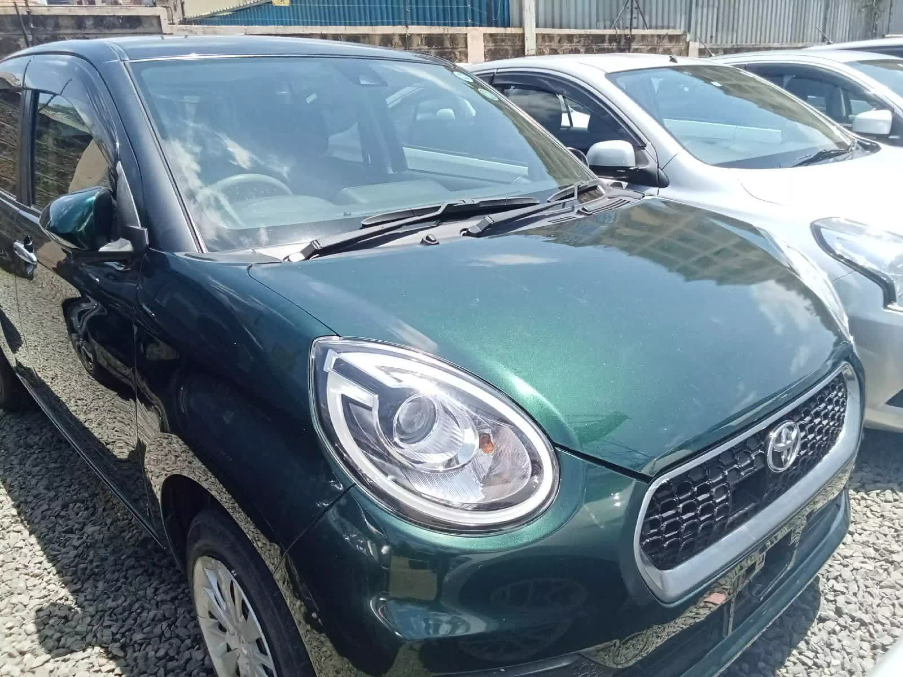 Toyota Passo - 2016
