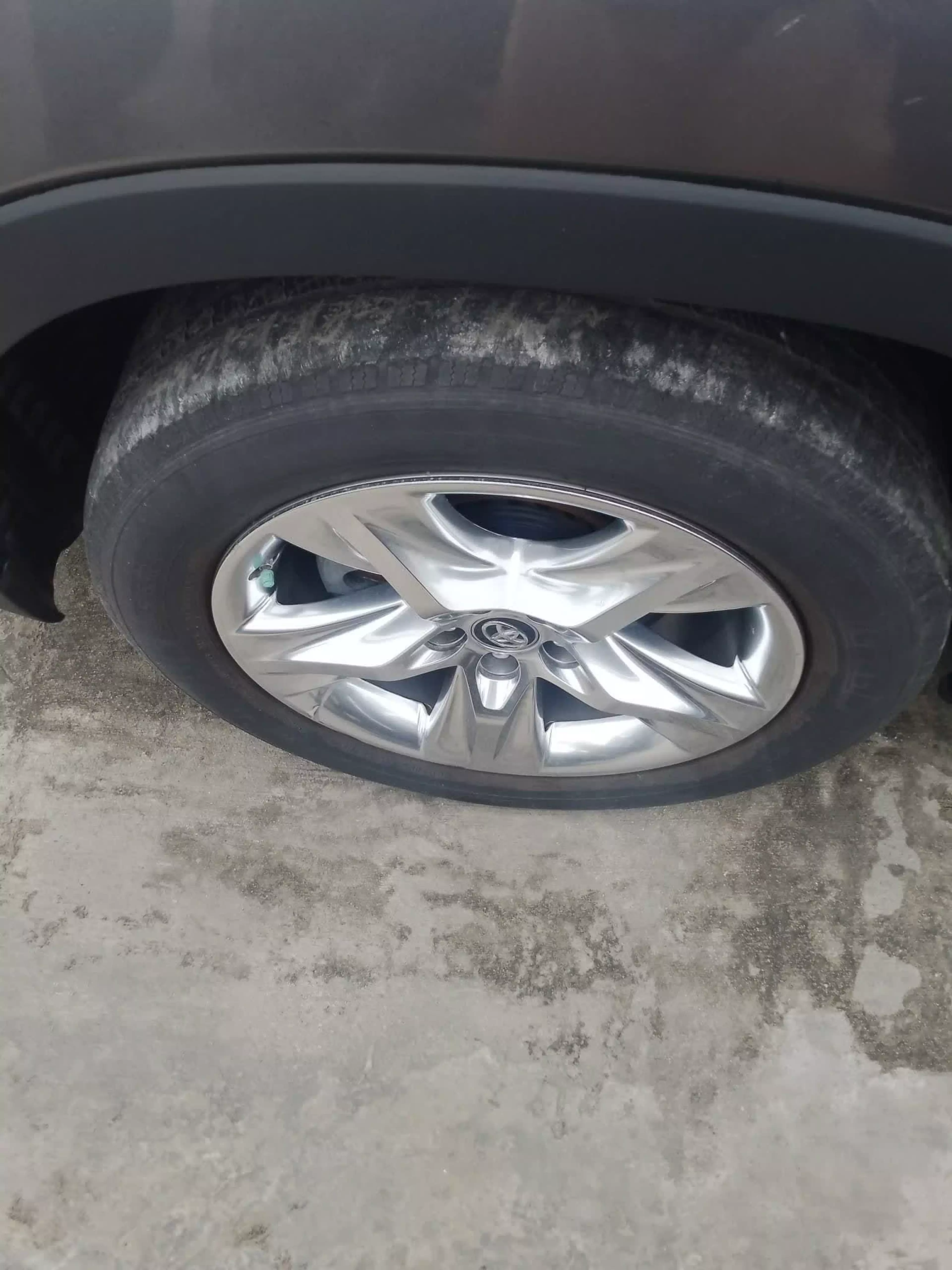 Toyota Highlander   - 2016