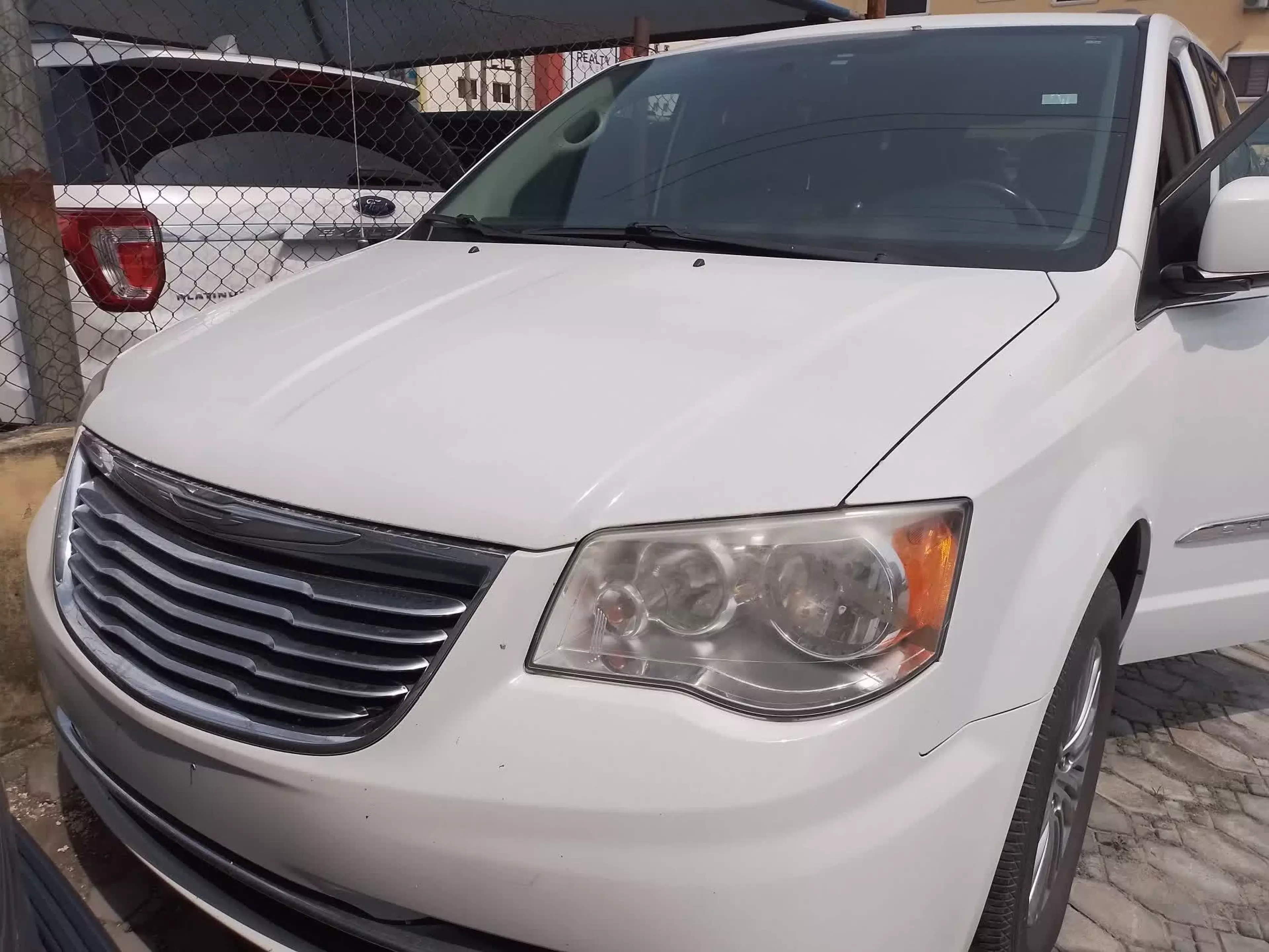 Chrysler 300C - 2015