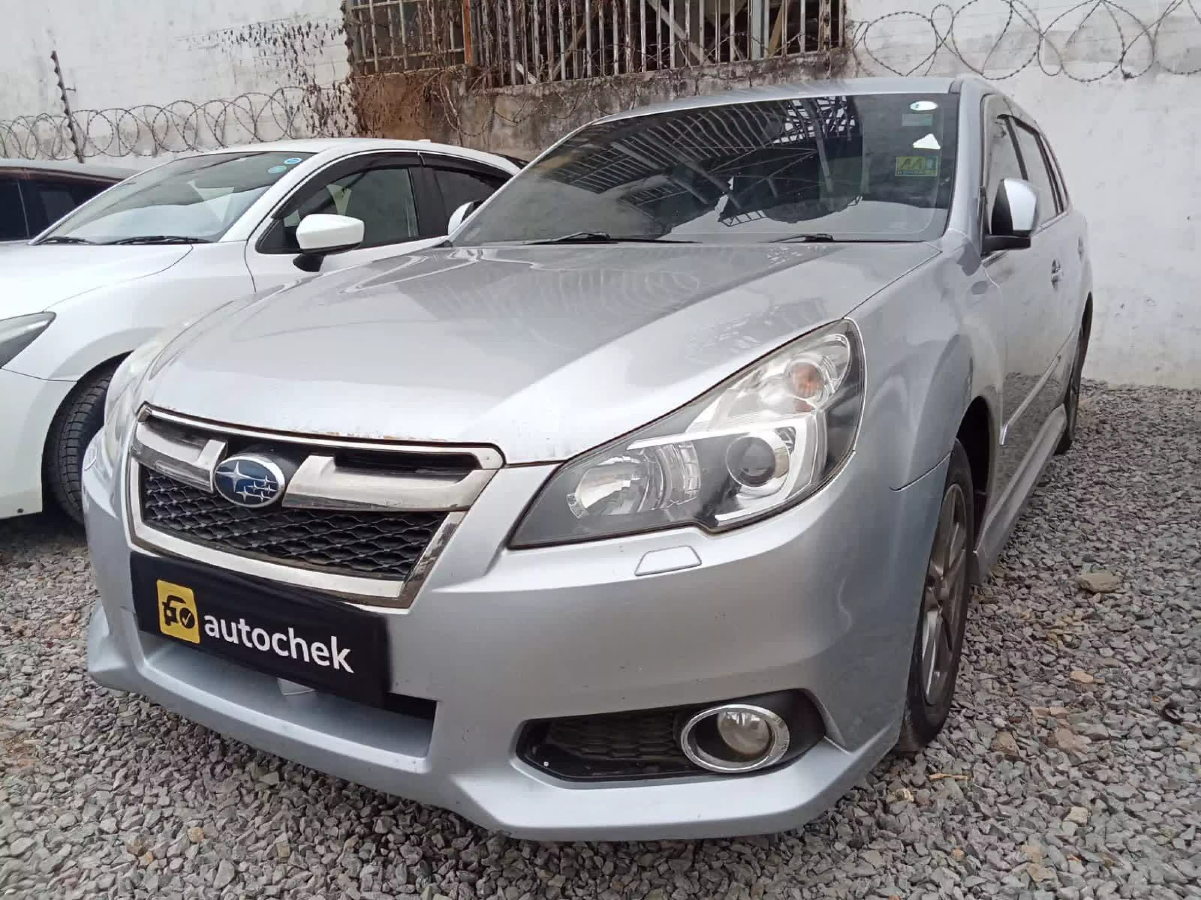 Subaru Legacy - 2013