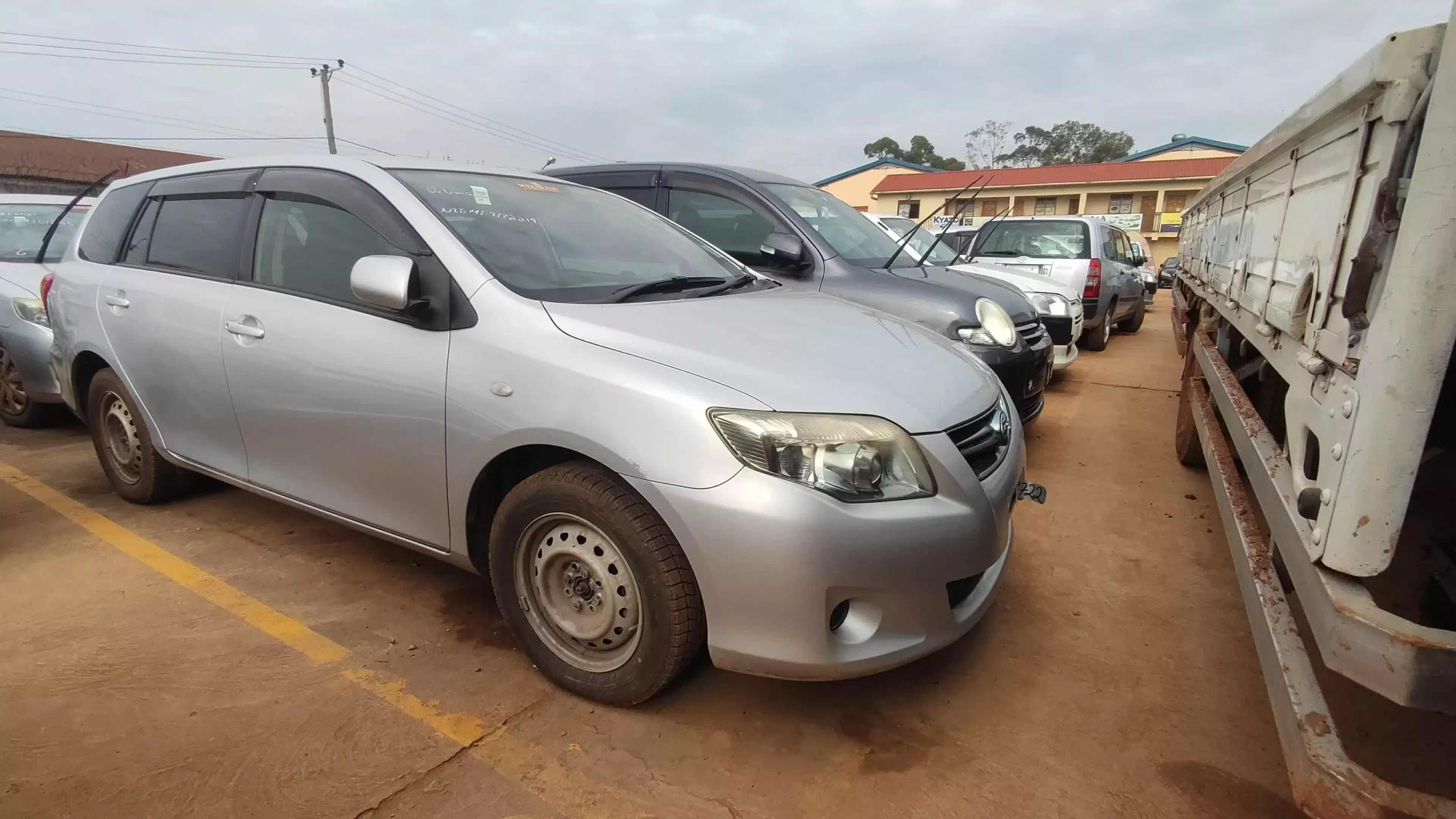 Toyota Fielder  - 2010