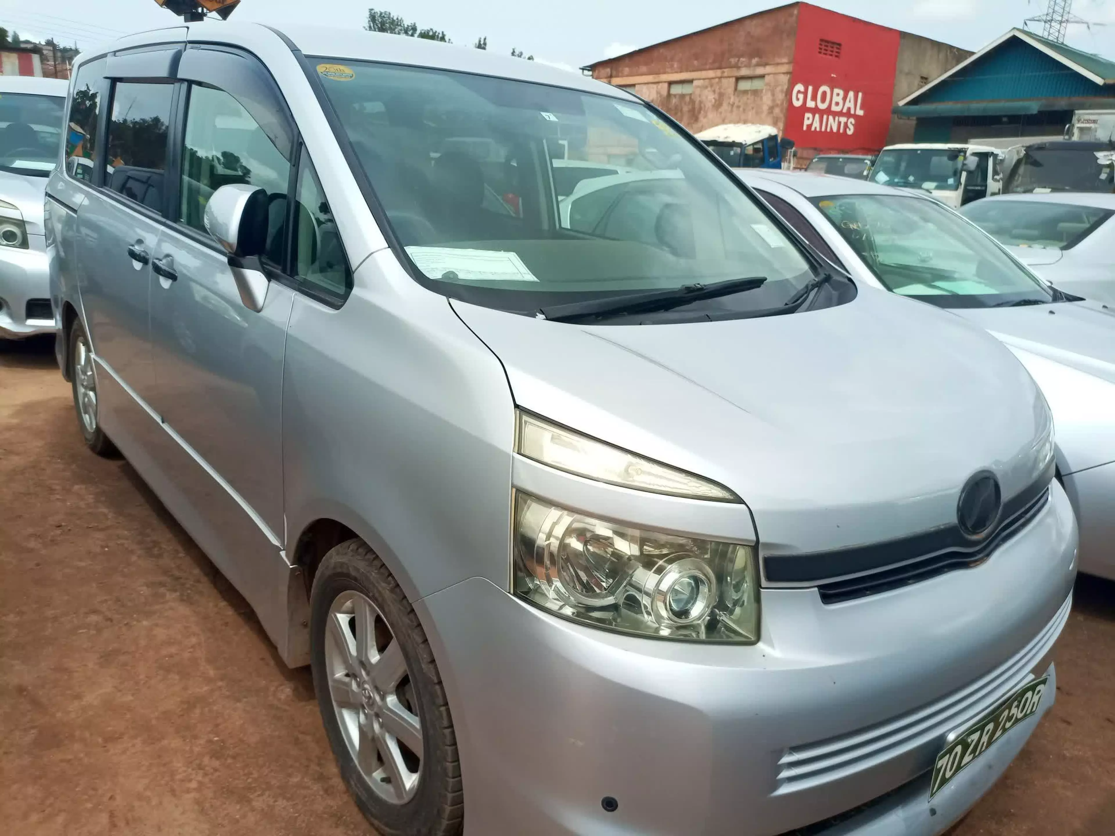 Toyota Noah - 2007