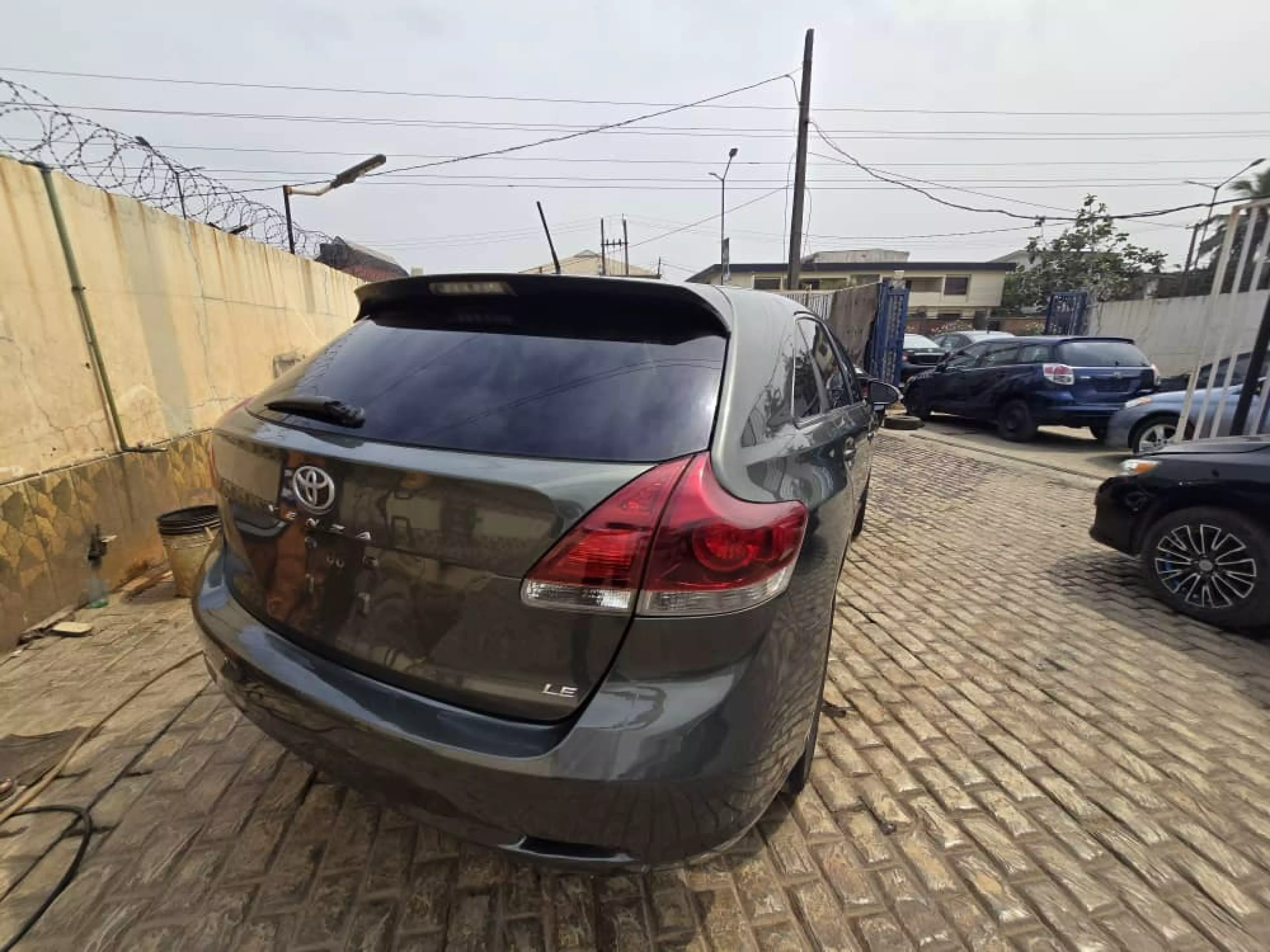 Toyota Venza   - 2013