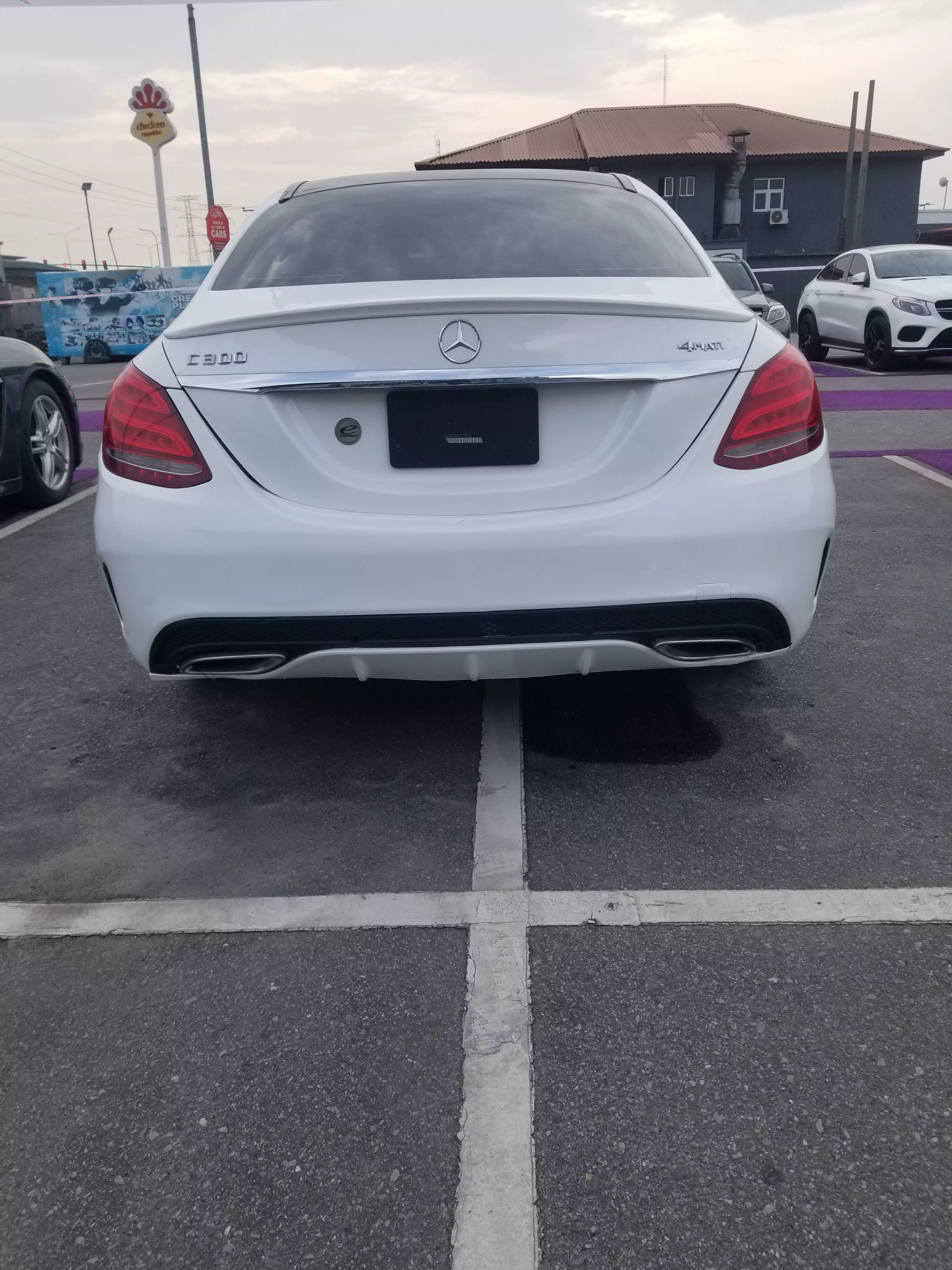 Mercedes-Benz C-class   - 2015