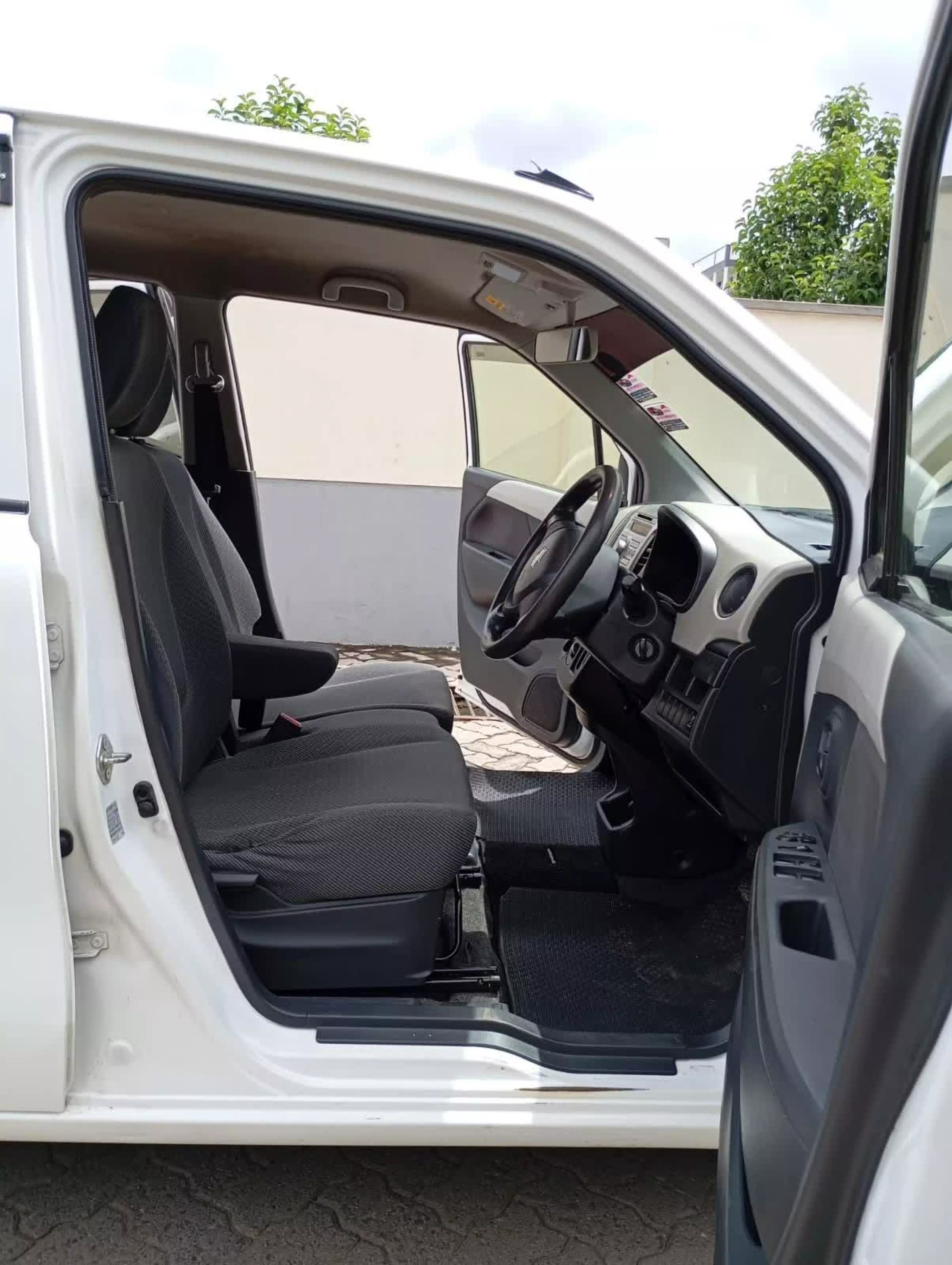 SUZUKI Wagon R   - 2015