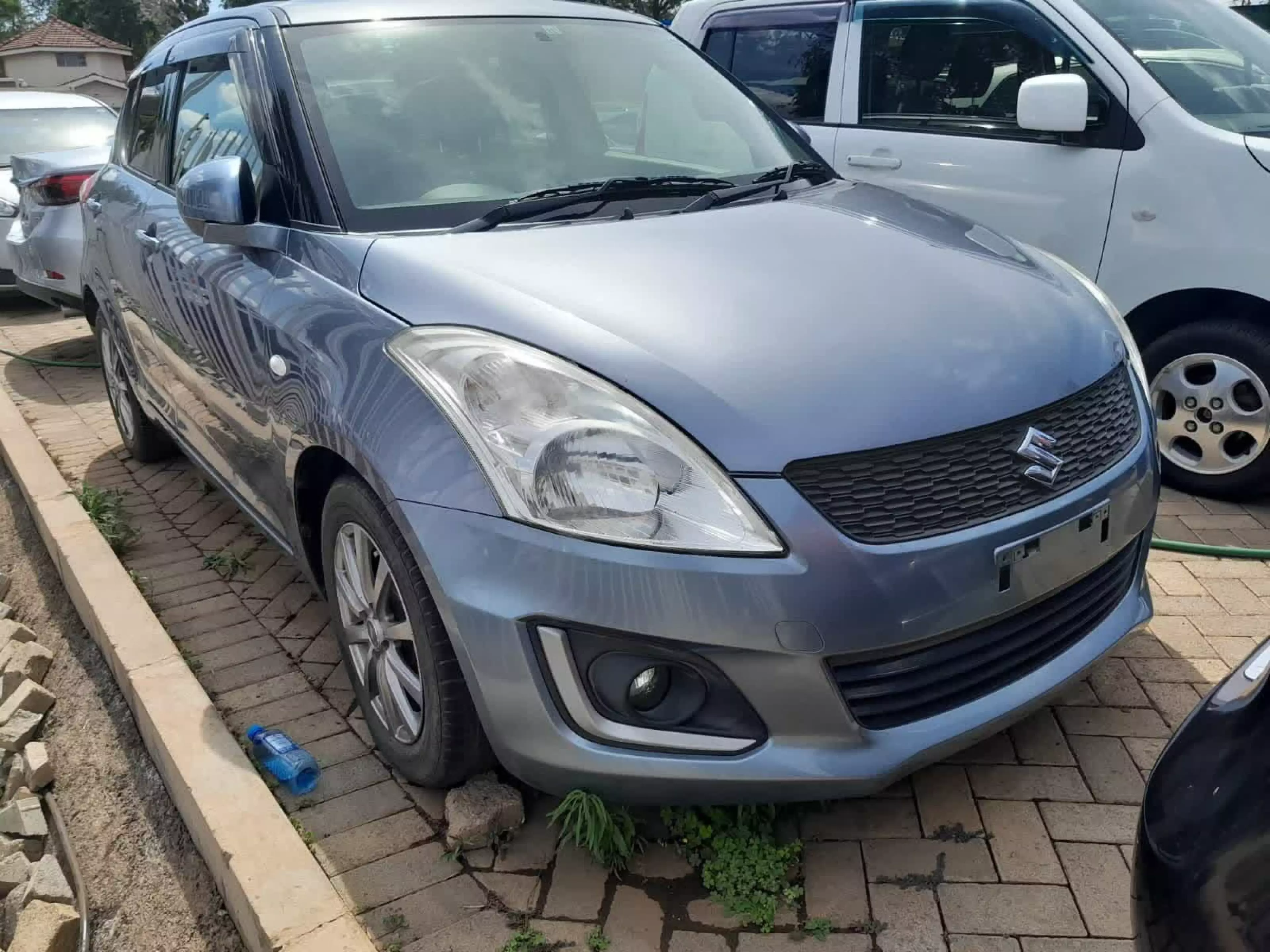 SUZUKI Swift - 2015