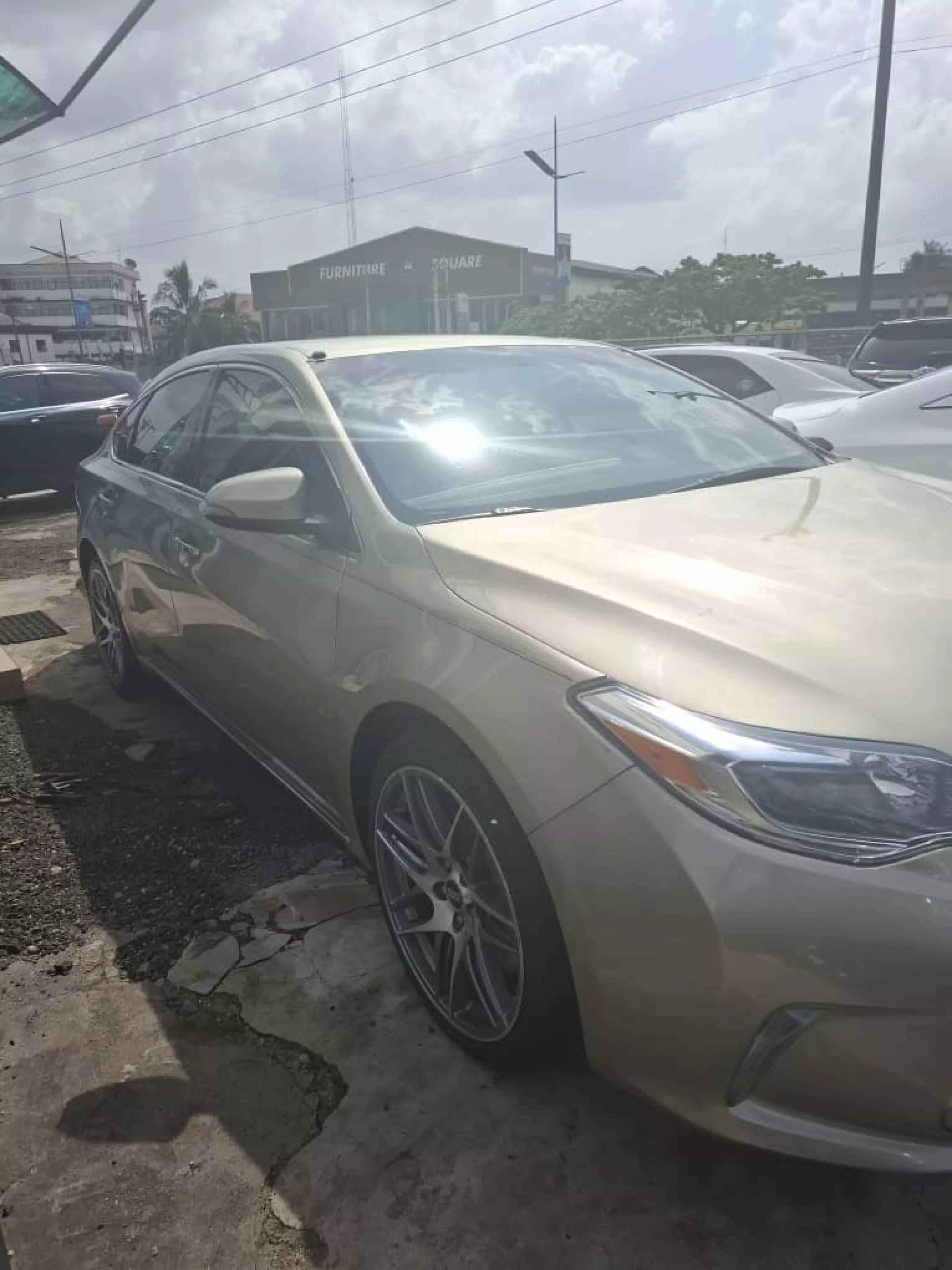 Toyota Avalon - 2014