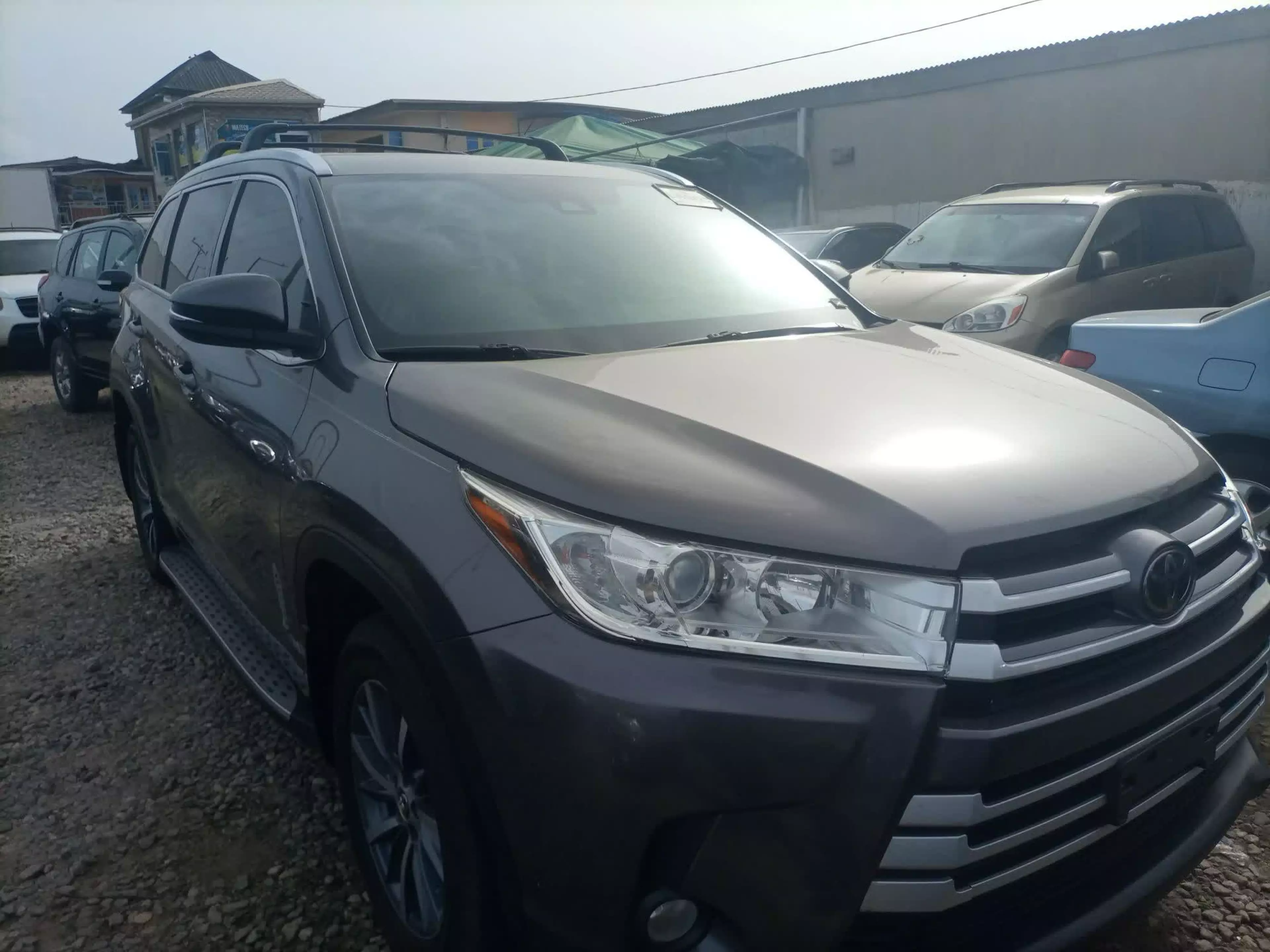 Toyota Highlander - 2017