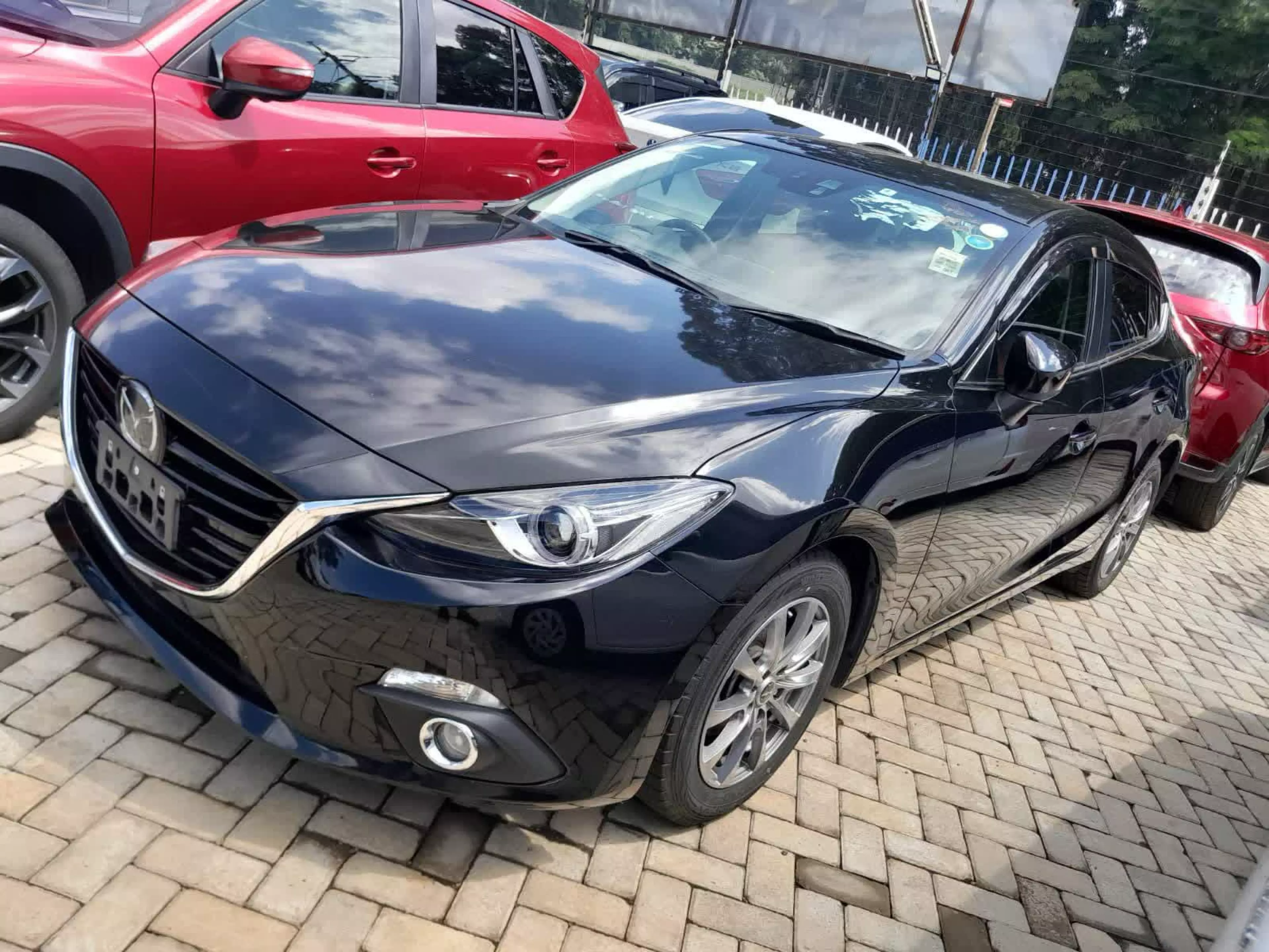 Mazda Axela  - 2016
