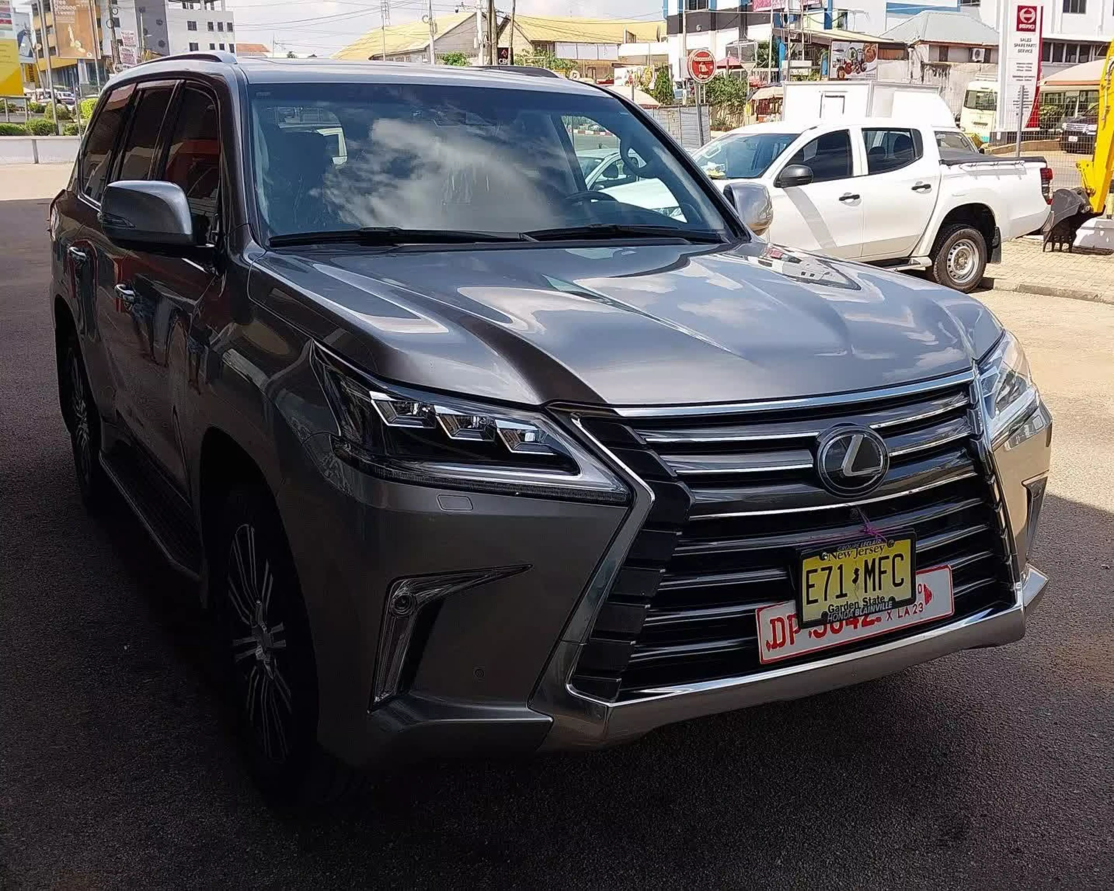 Lexus LX 570 - 2018